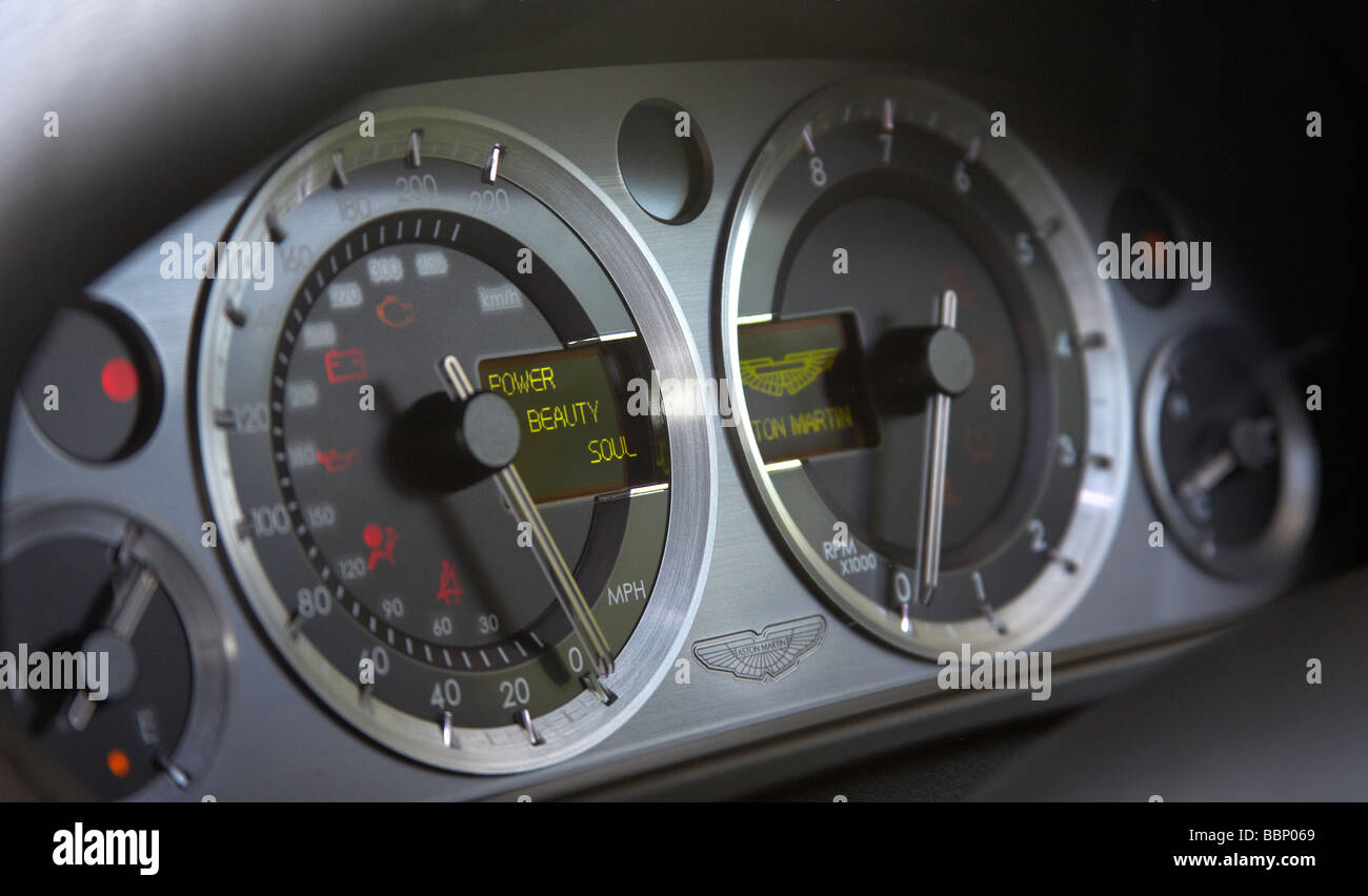 Aston Martin V8 Vantage interior Speed Dials Stock Photo