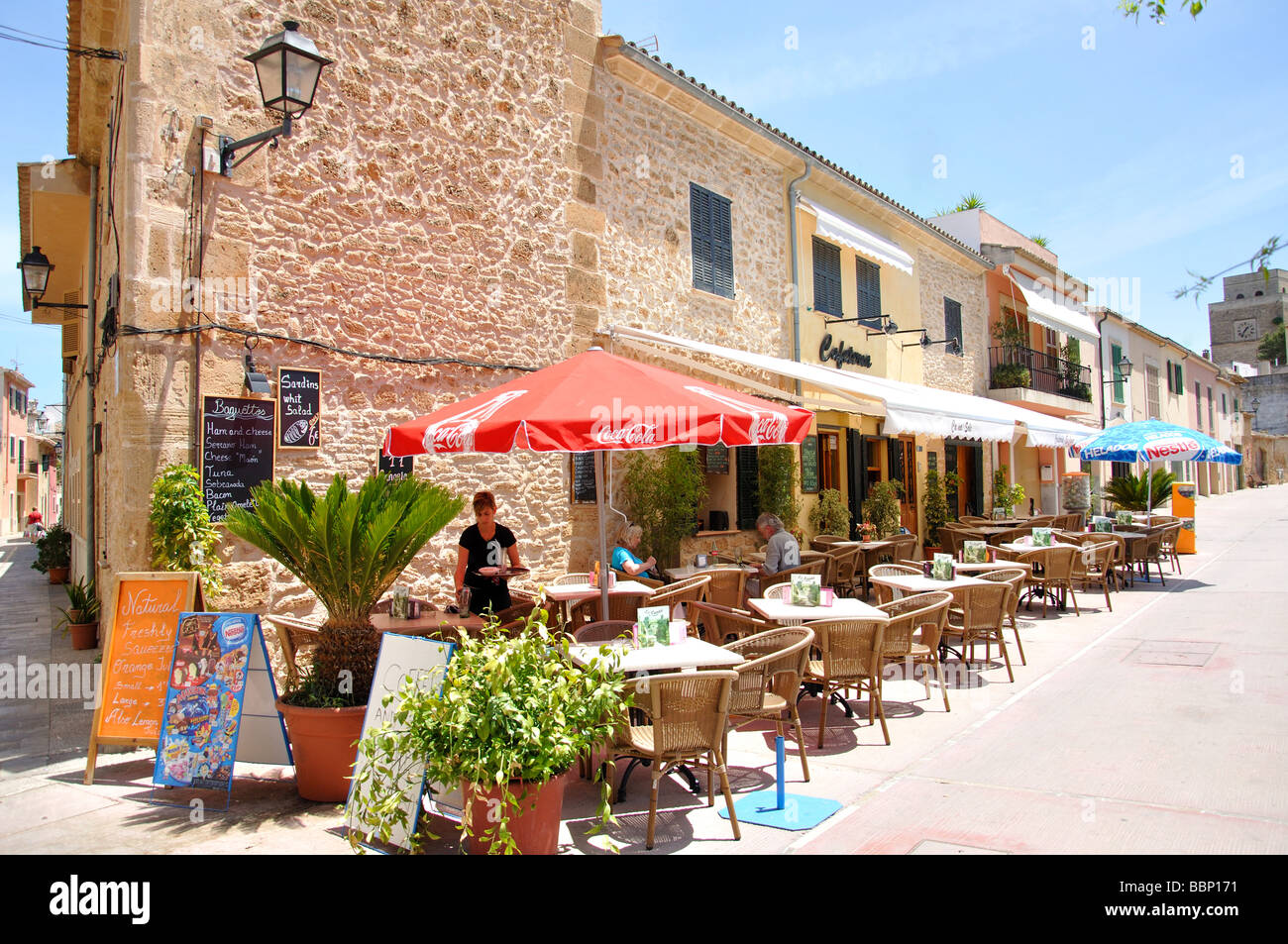 Alcudia street hi-res stock photography and images - Alamy