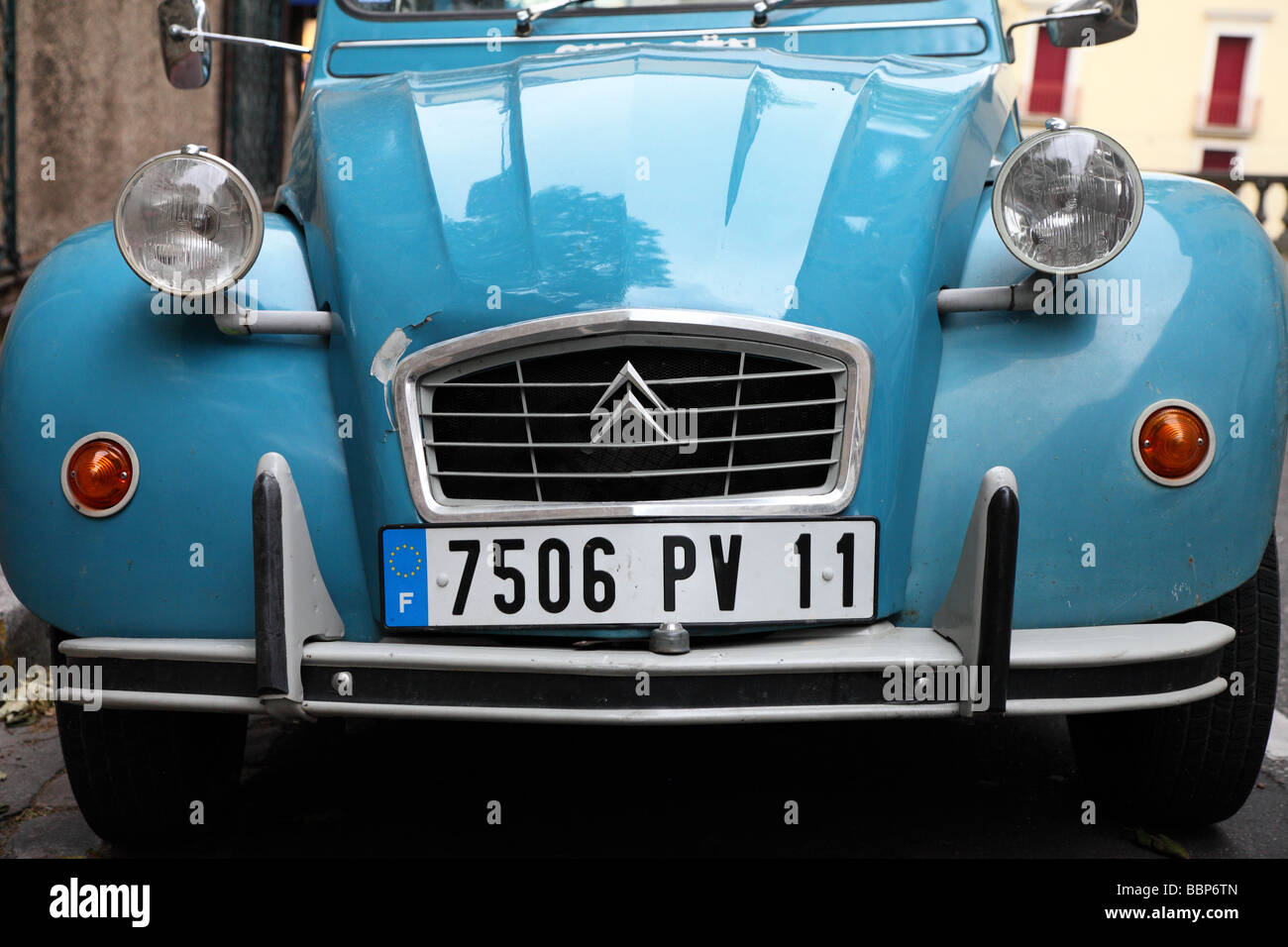 Blue Citroen 2CV car Narbonne France Stock Photo