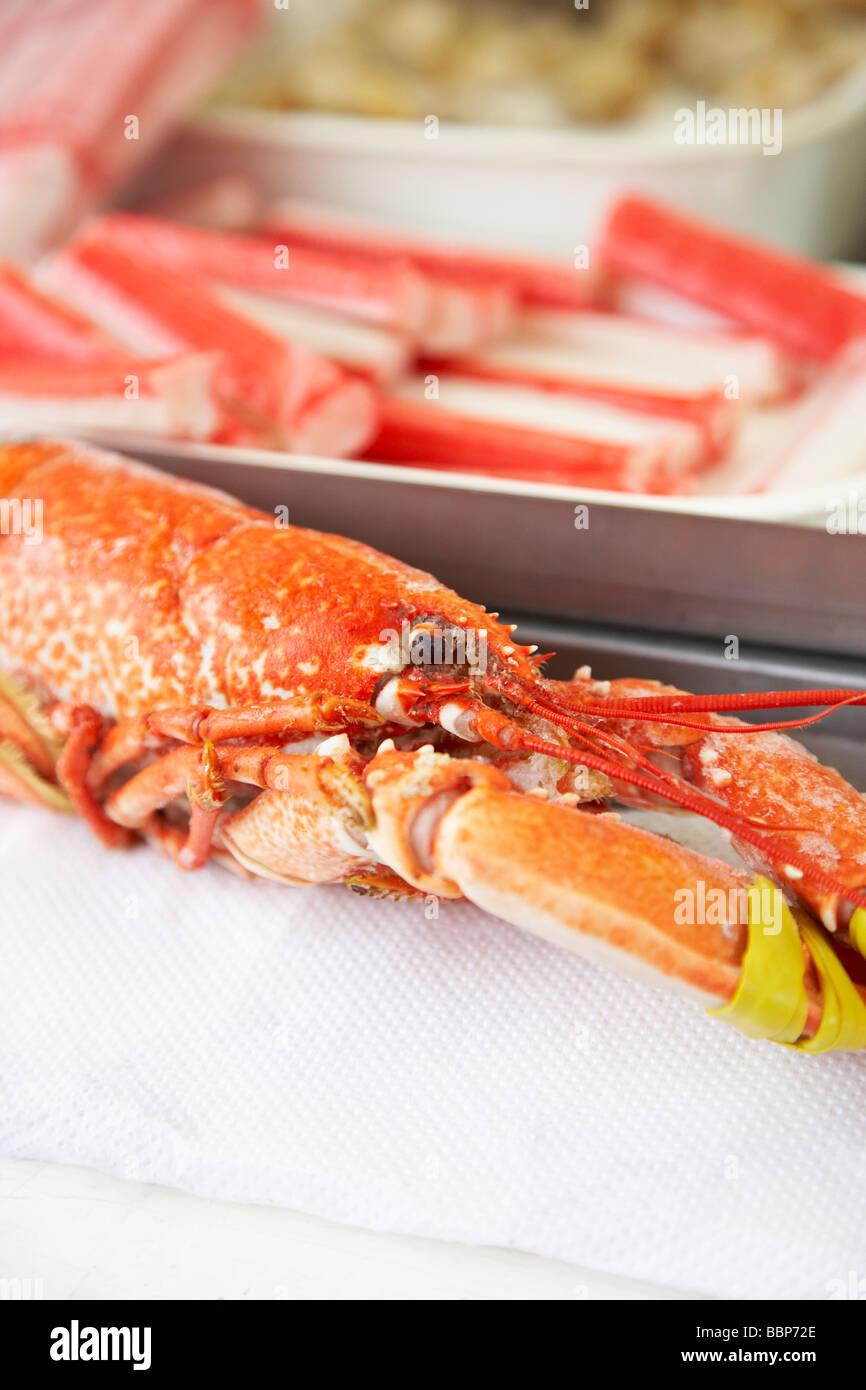 Lobster for sale in fishmongers Stock Photo Alamy