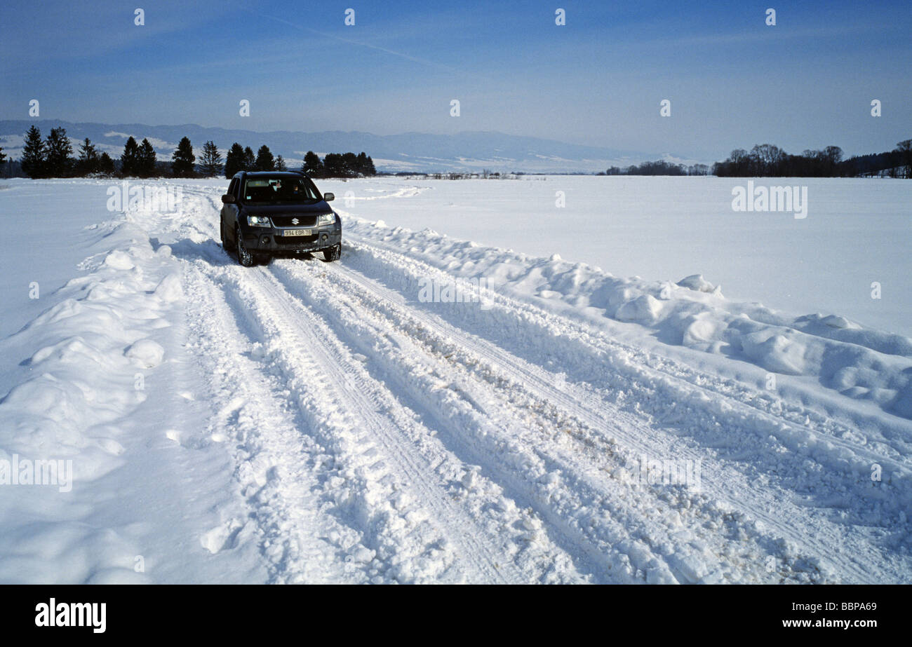 Poland Pieniny Suzuki Grand Vitara on a snowy road Stock Photo