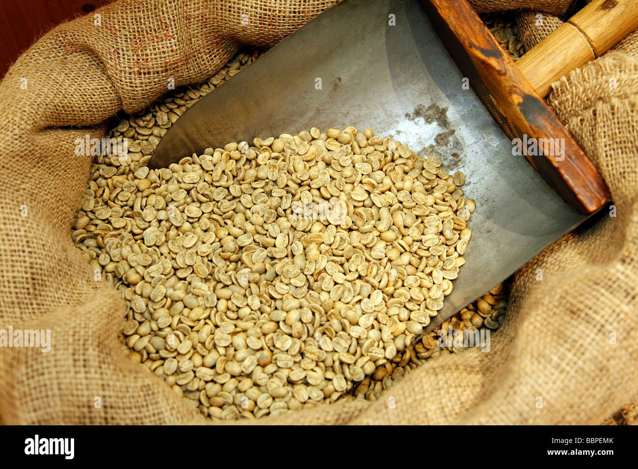 Coffee beans in a hessian sack hi-res stock photography and images - Alamy