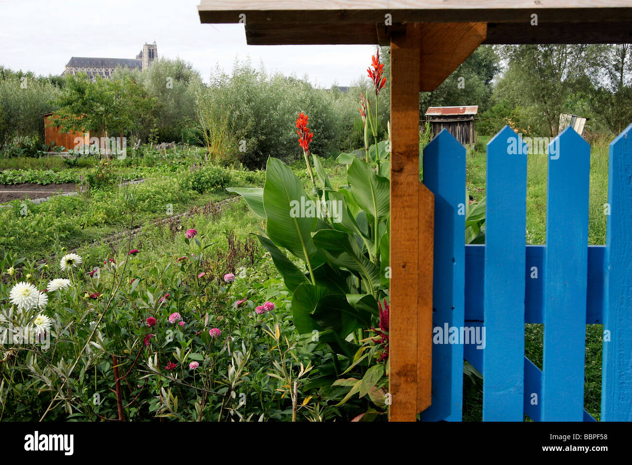 GARDENS, THE MARSHES, BOURGES, CHER (18), FRANCE Stock Photo - Alamy