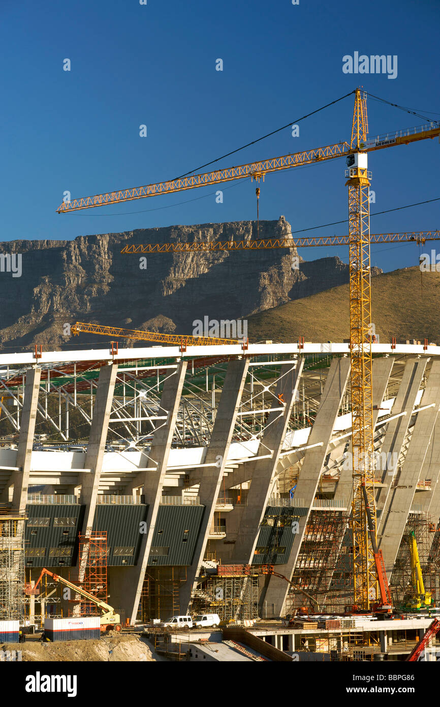 The FIFA 2010 world cup soccer stadium under construction in Green Point, Cape Town with Table Mountain in the background. Stock Photo