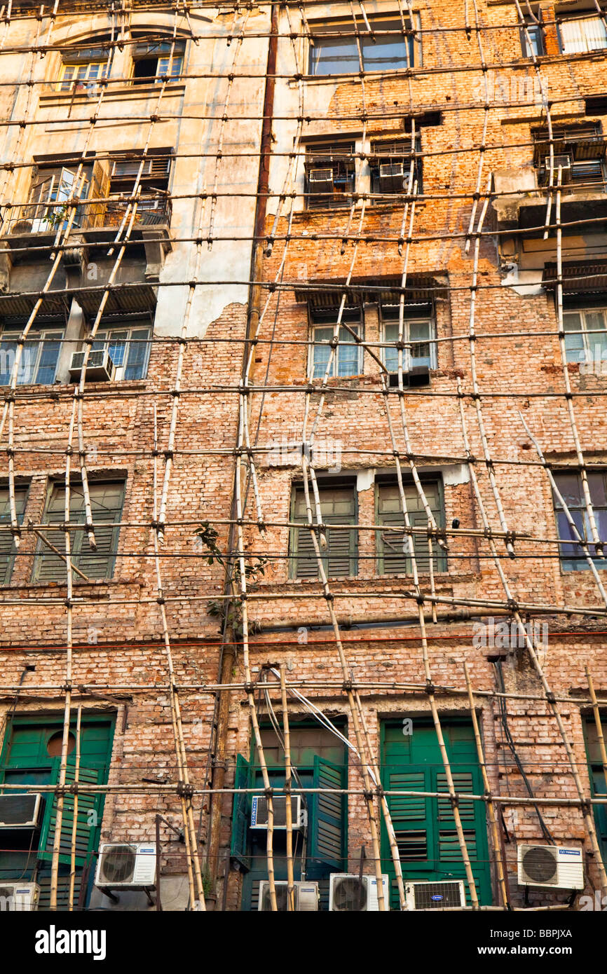 Unsafe Scaffolding High Resolution Stock Photography and Images Alamy