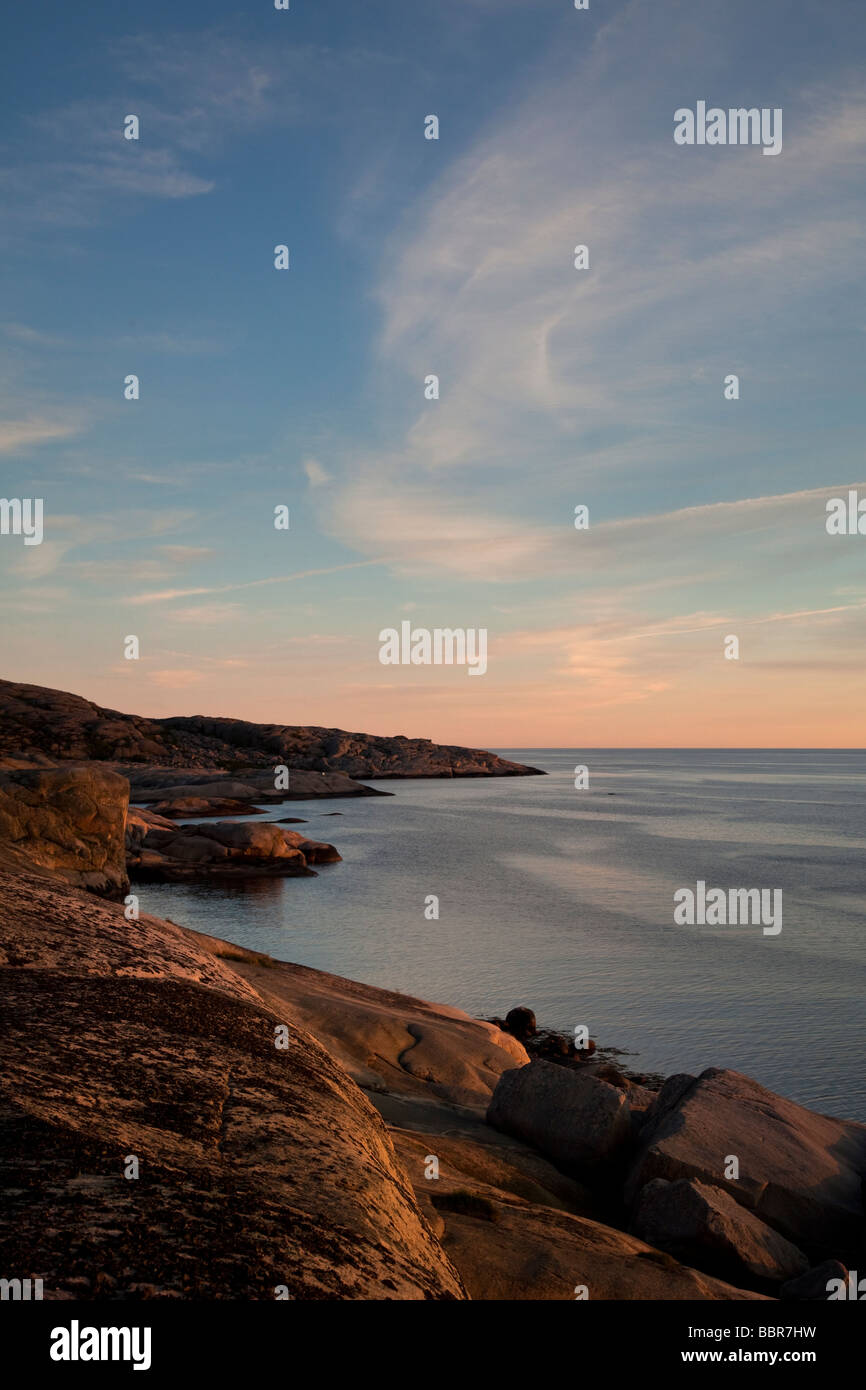 The red granite rocks at Ramsvikslandet Stock Photo - Alamy