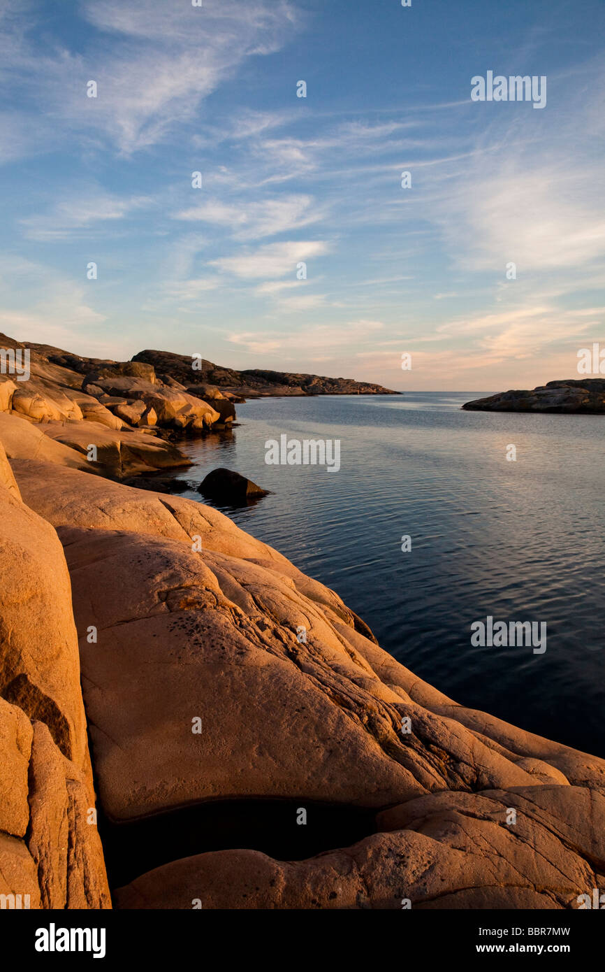 The red granite rocks at Ramsvikslandet Stock Photo - Alamy