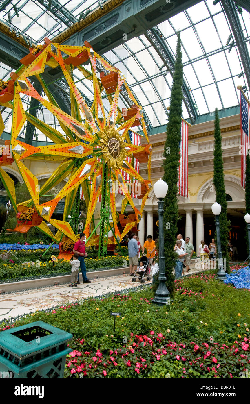 58 Bellagio Conservatory Stock Photos, High-Res Pictures, and Images -  Getty Images