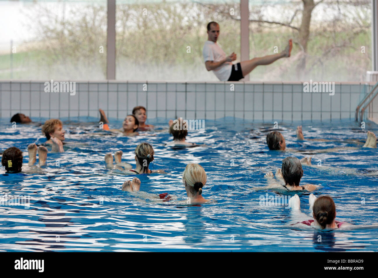 AQUAGYM, AQUATIC GYMNASTICS, SWIMMING POOL OF CAP'ORNE, L'AIGLE, ORNE (61), FRANCE Stock Photo