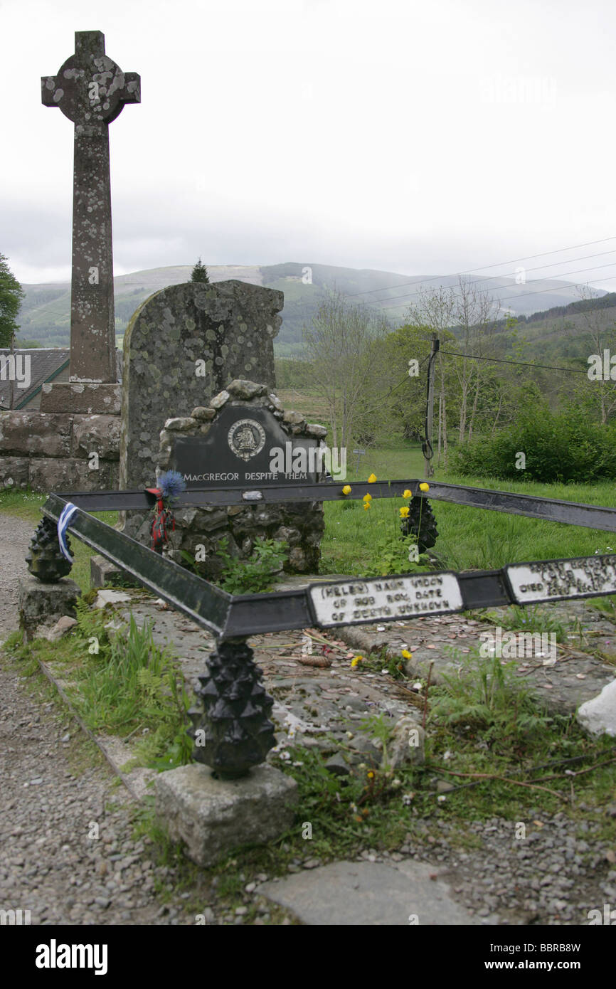 Village of Balquhidder, Scotland. The gravestone of the renowned folk hero and outlaw Rob Roy MacGregor. Stock Photo