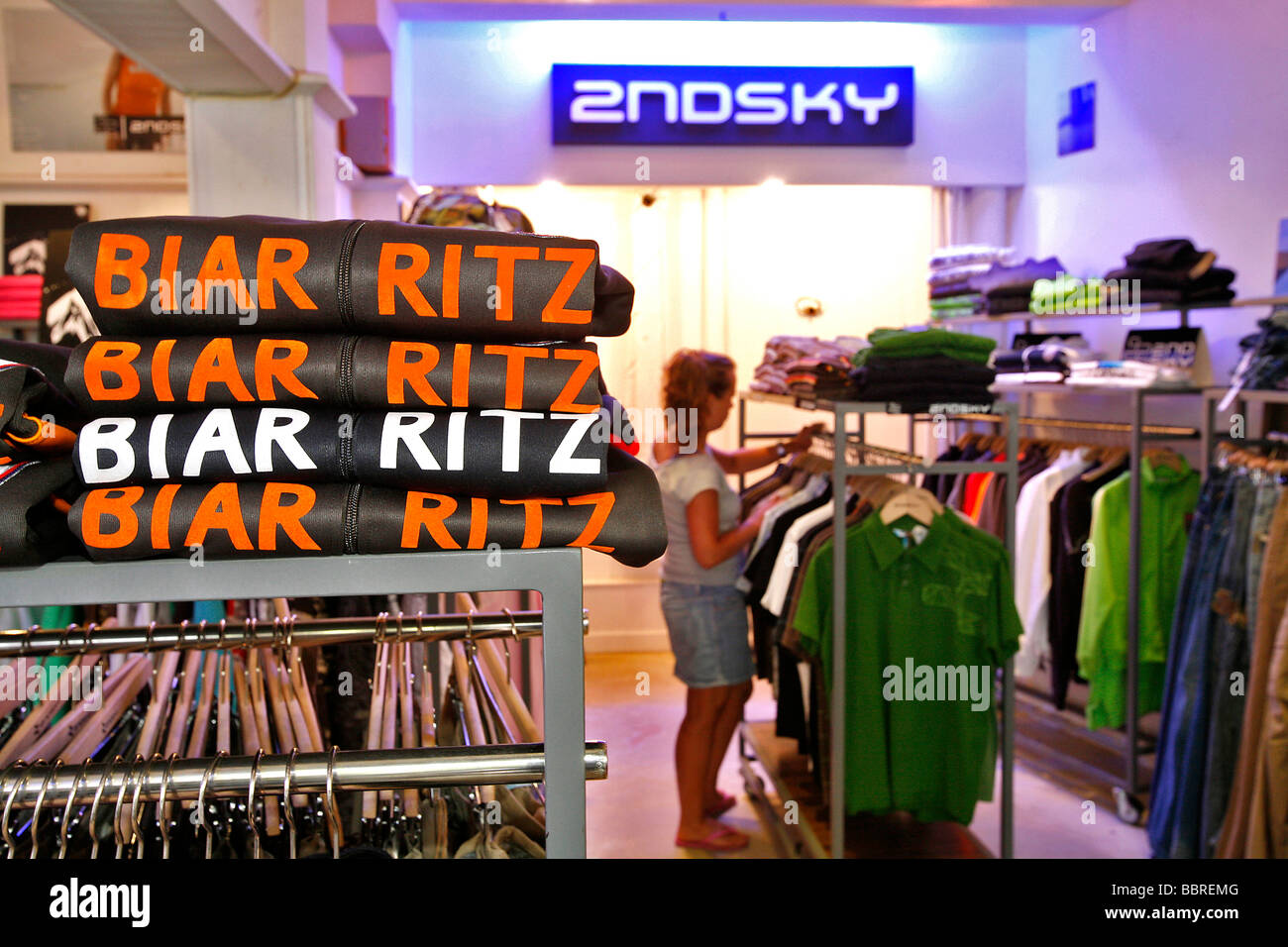 2NDSKY SHOP, BIARRITZ, BASQUE COUNTRY, BASQUE COAST, PYRENEES ...