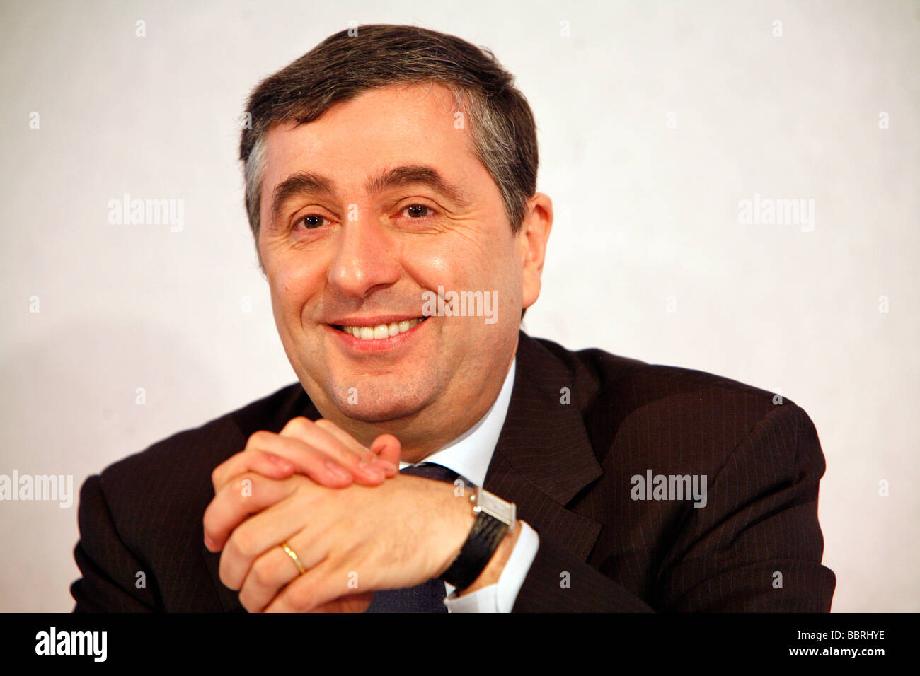 JEAN FRANCOIS CIRELLI, CEO OF GAZ DE FRANCE, ANNUAL REPORT 2007 Stock Photo  - Alamy