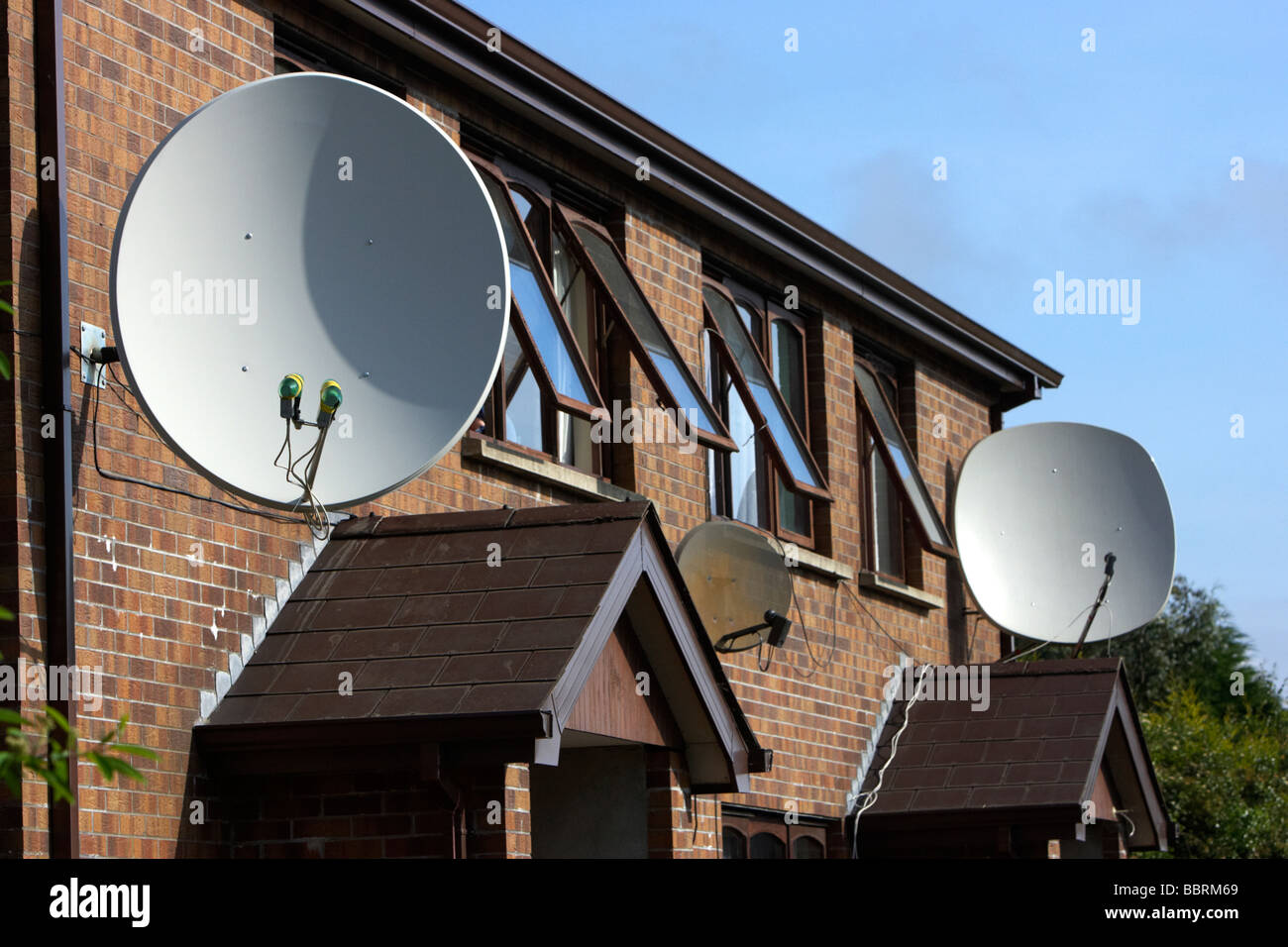 Satellite dish side of house hires stock photography and images Alamy