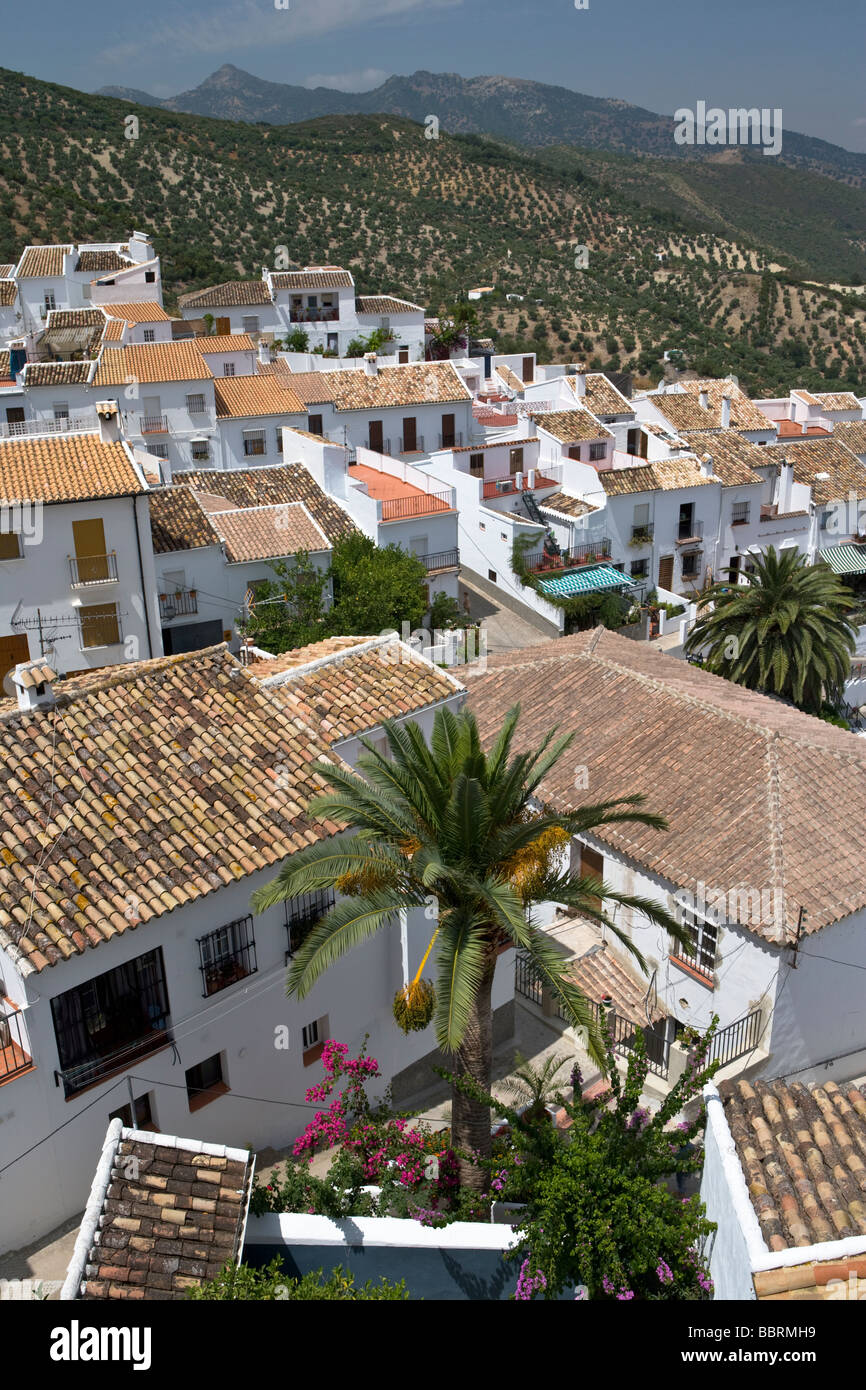 The pueblo blanco (white town) of Zahara de la Sierra in the Province ...