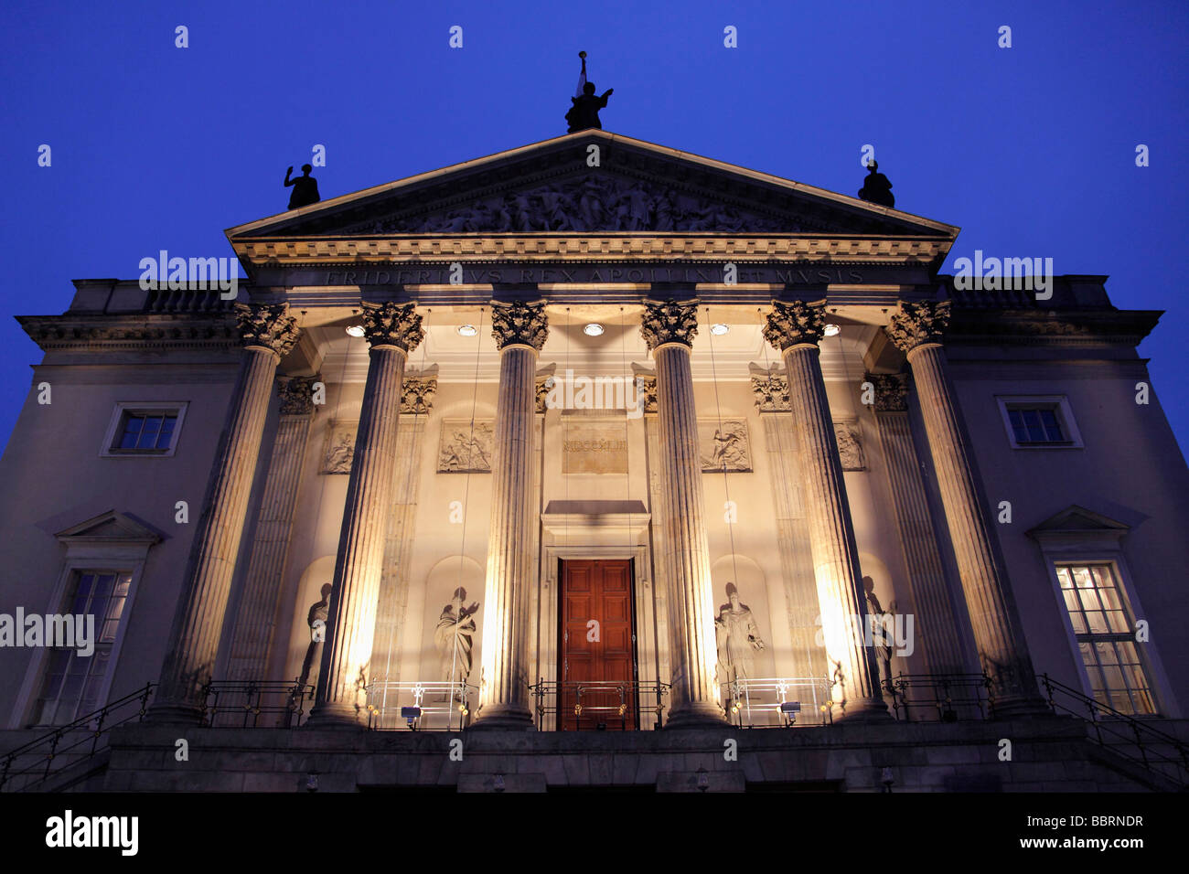 Berlin state opera hi-res stock photography and images - Alamy