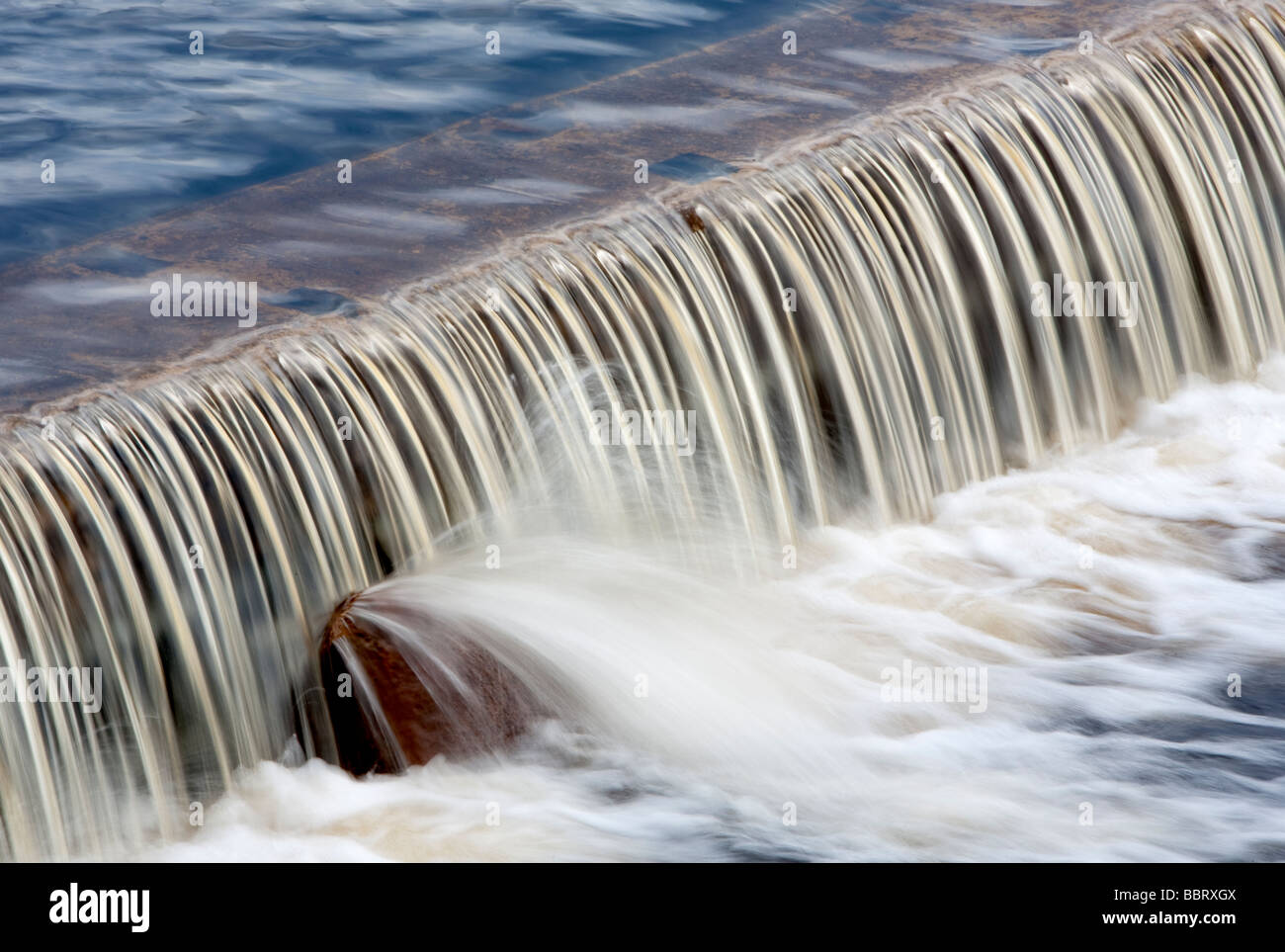 Dam Water Flowing Stock Photos & Dam Water Flowing Stock Images Alamy