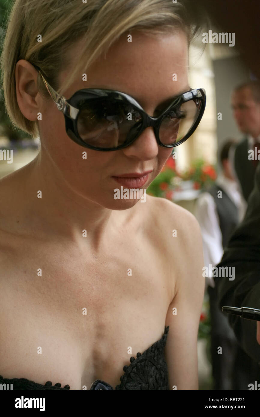 Renee Zellweger signing autographs in Karlovy Vary, Czech Republic Stock Photo