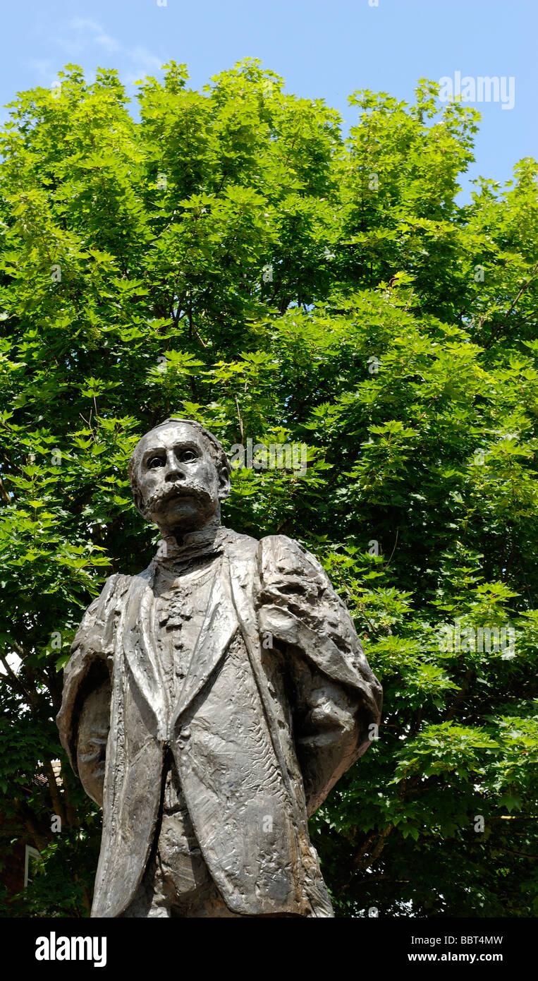 Edward Elgar statue in Worcester Stock Photo