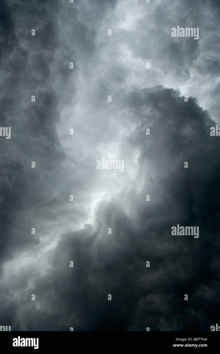 STORM STORMY CLOUD CLOUDS SKY Stock Photo - Alamy