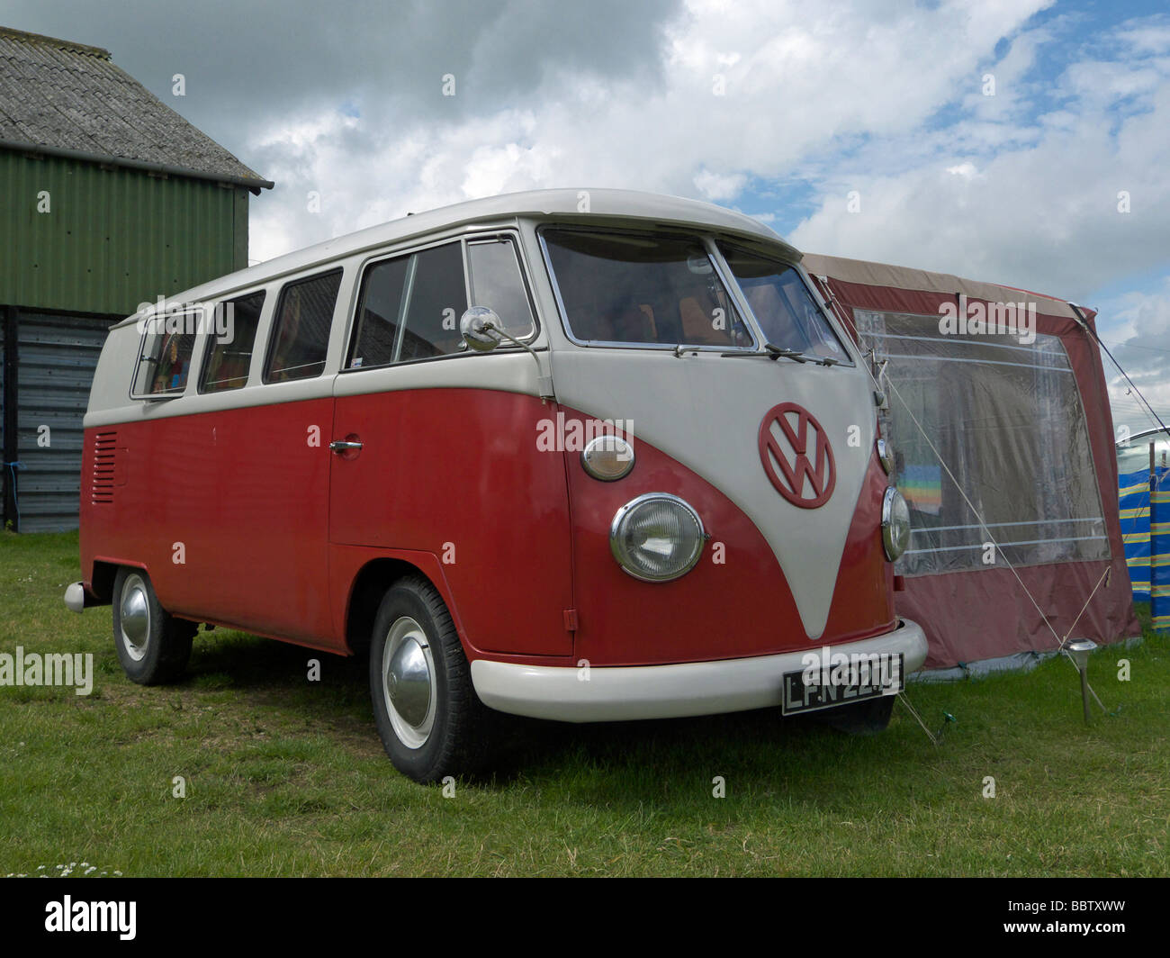 Vw camper van 1967 hi-res stock photography and images - Alamy