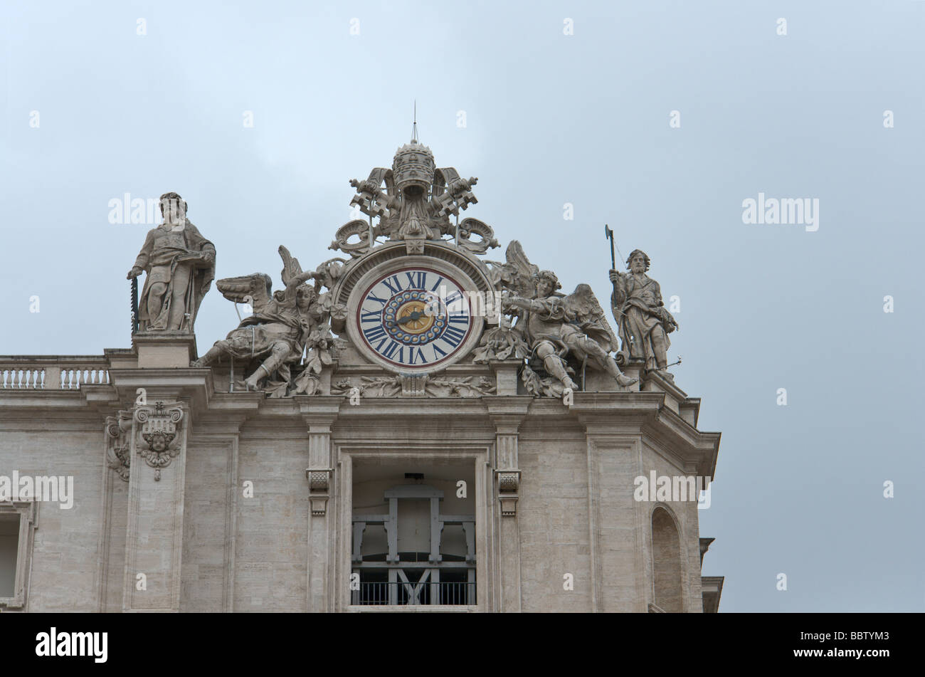 Clock on Saint Peter's in the Vatican, Rome Stock Photo Alamy