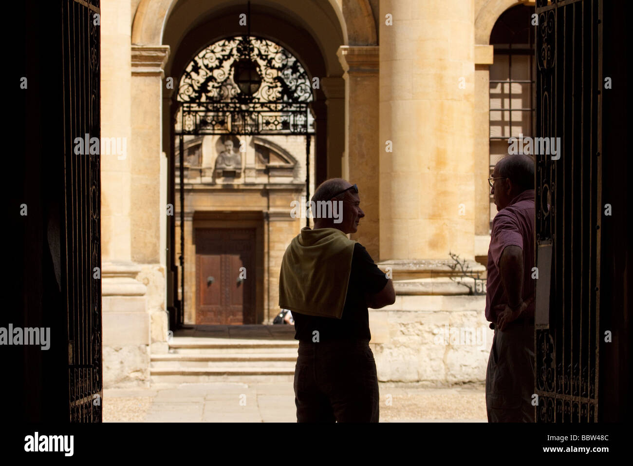 Scholars or Tourists talking, The University of Oxford Stock Photo