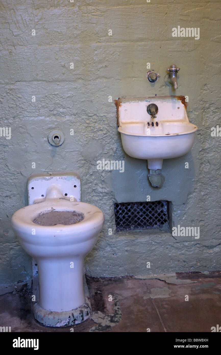 Wash in the basin hires stock photography and images Alamy