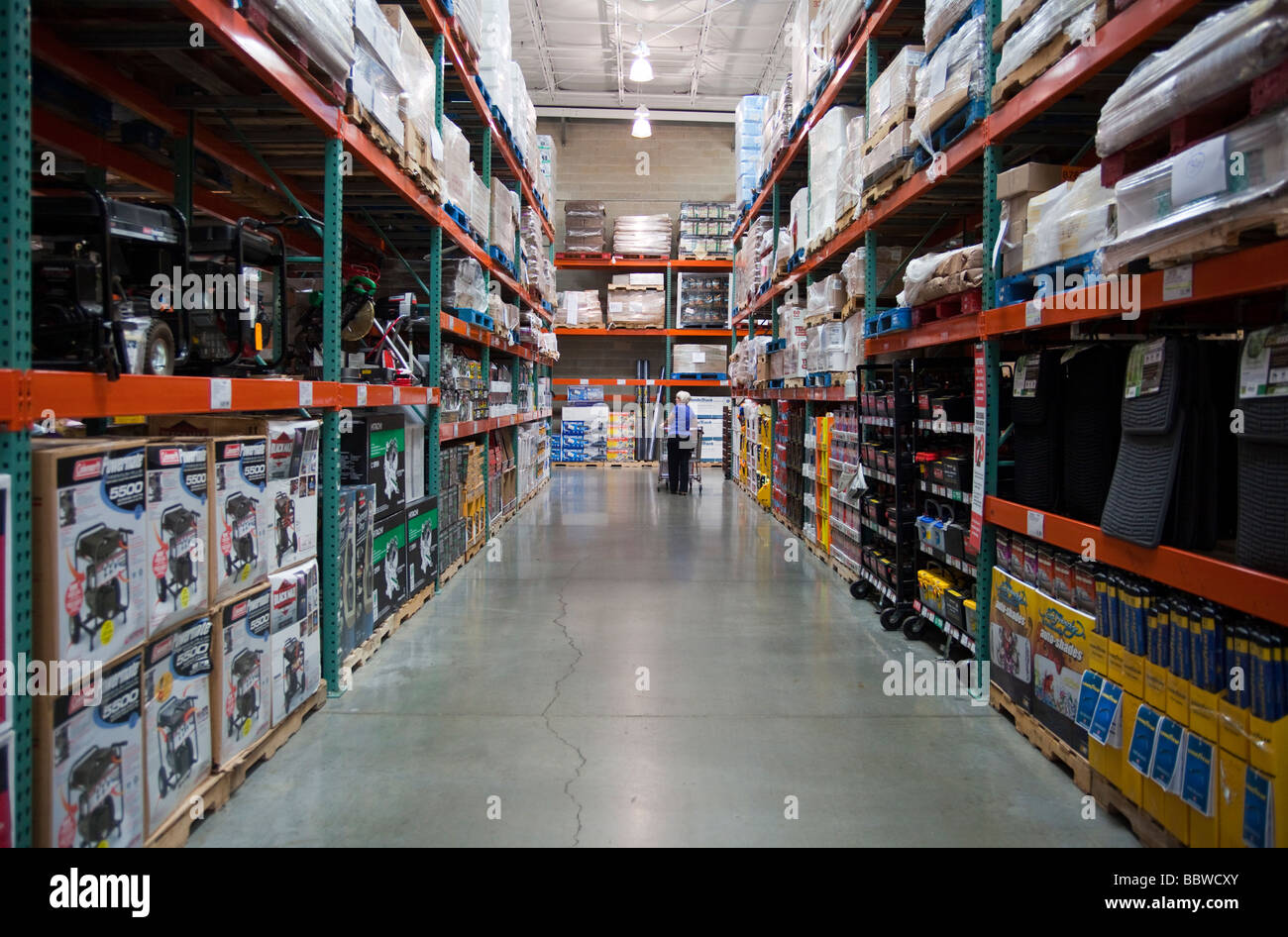 automobile accessories products, Costco warehouse USA Stock Photo