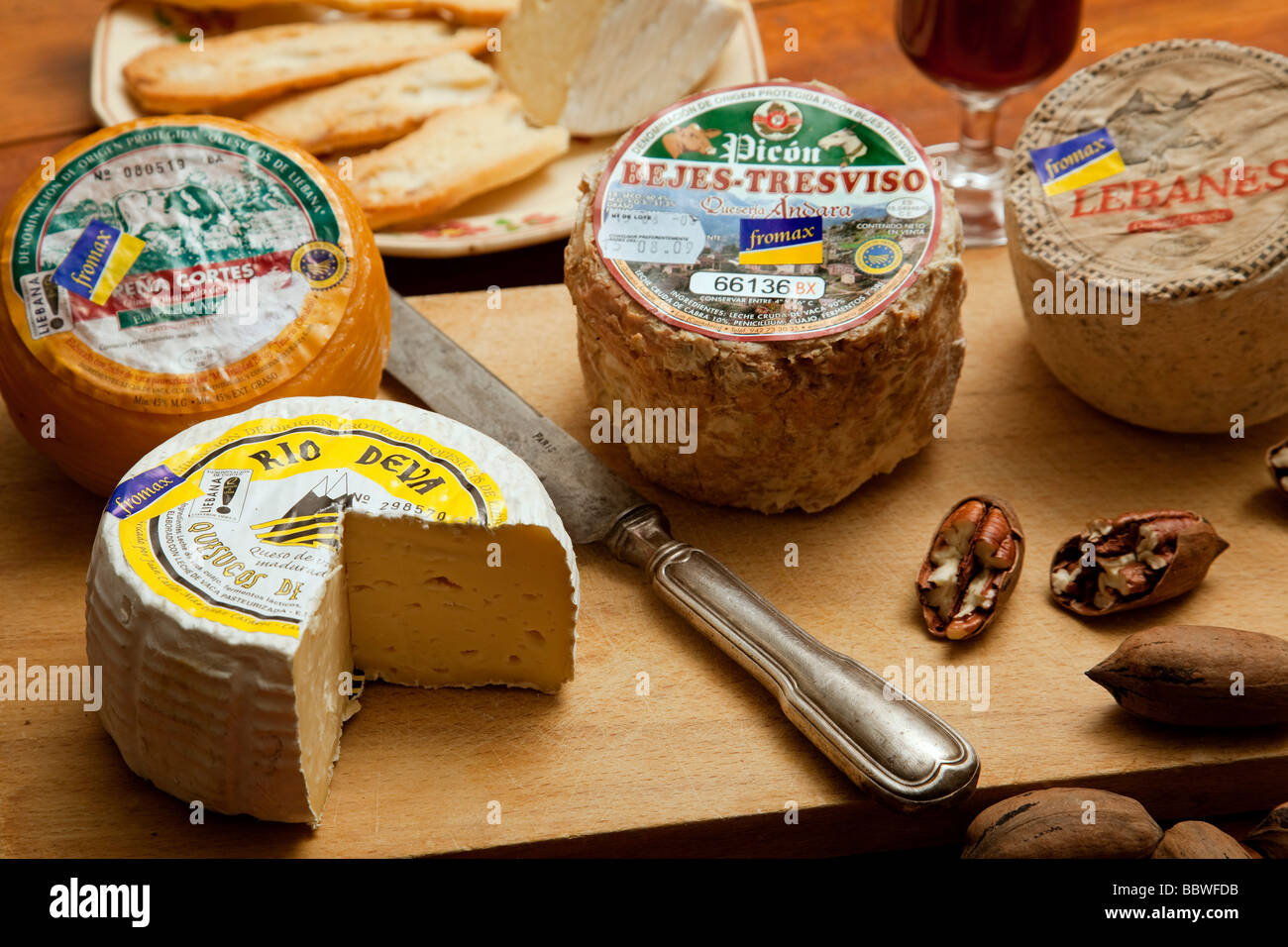 Quesos con denominación de origen de Cantabria España Cheeses with denomination of origin Cantabria Spain Stock Photo
