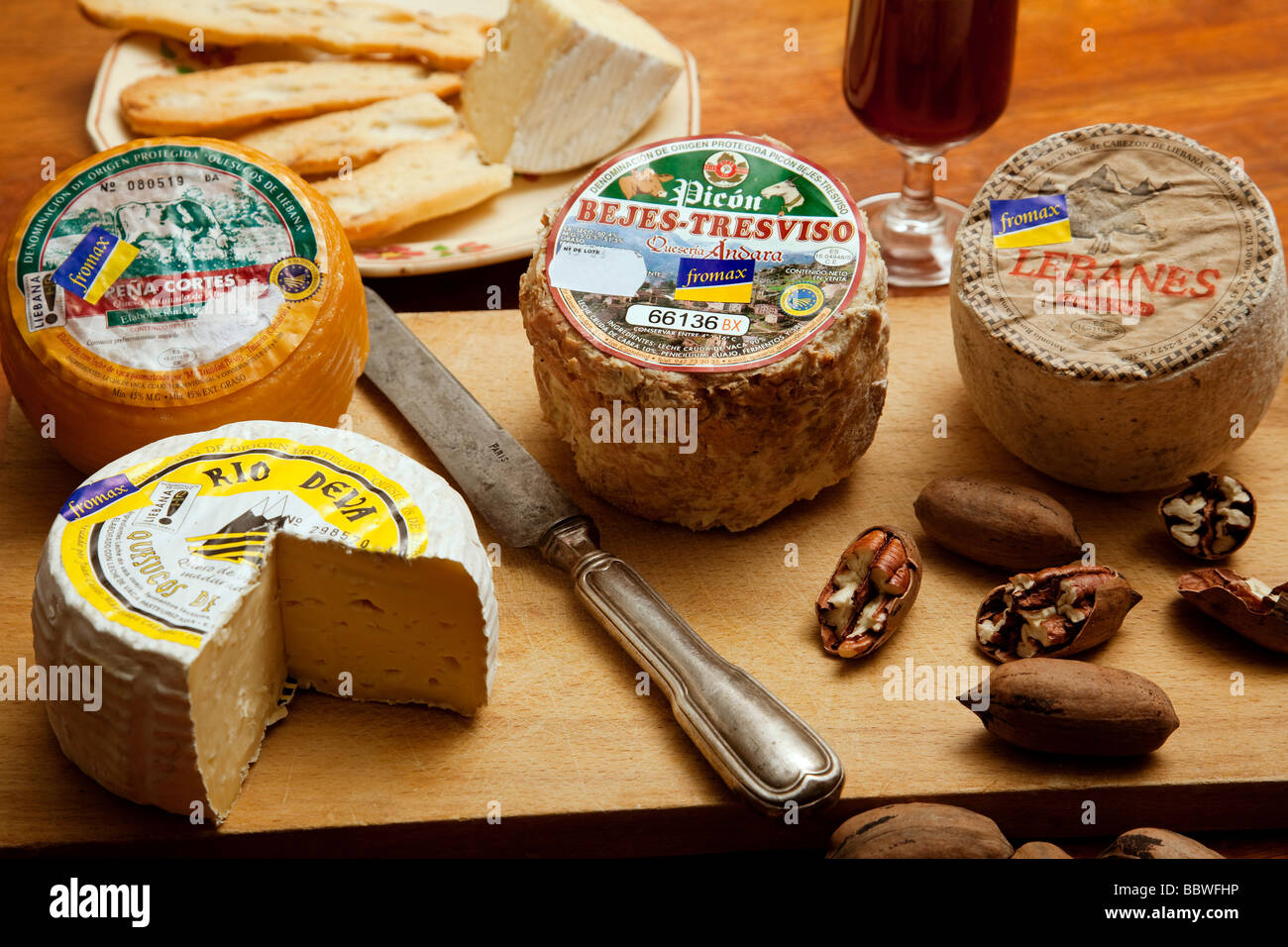 Quesos con denominación de origen de Cantabria España Cheeses with denomination of origin Cantabria Spain Stock Photo