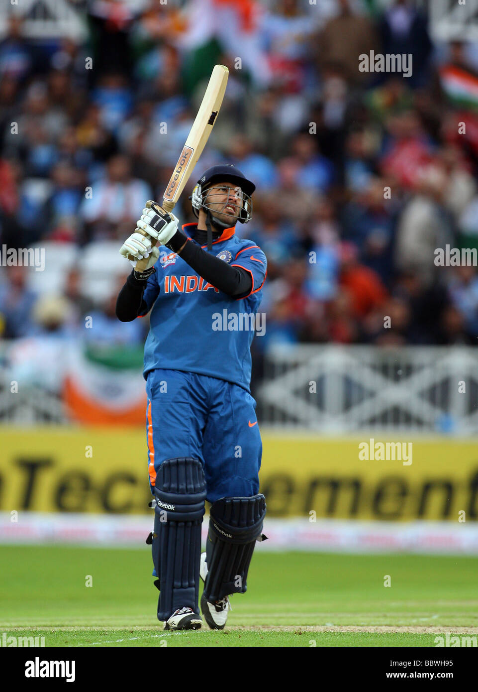 Yuvraj singh hi-res stock photography and images - Alamy