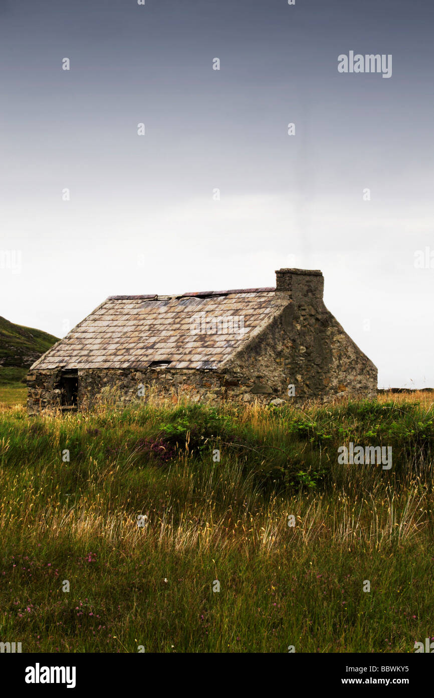 Old cottage hi-res stock photography and images - Alamy