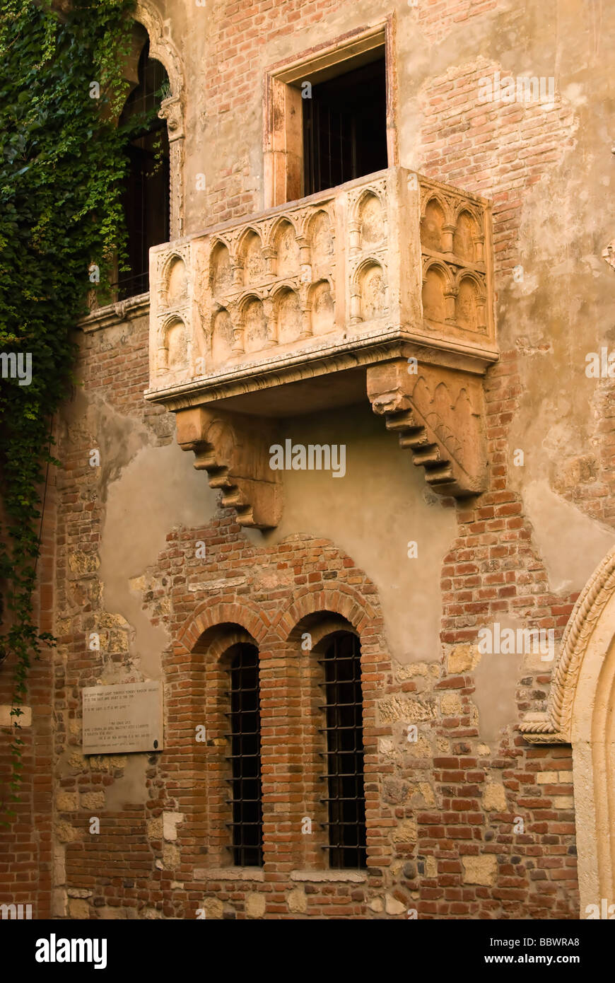 Juliet's balcony on the Via Cappello in Verona said to be the inspiration for William Shakespeare's Romeo & Juliet in Verona Northern Italy Stock Photo