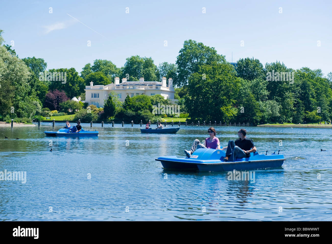 Villa In Regents Park In London Stock Photos &amp; Villa In ...