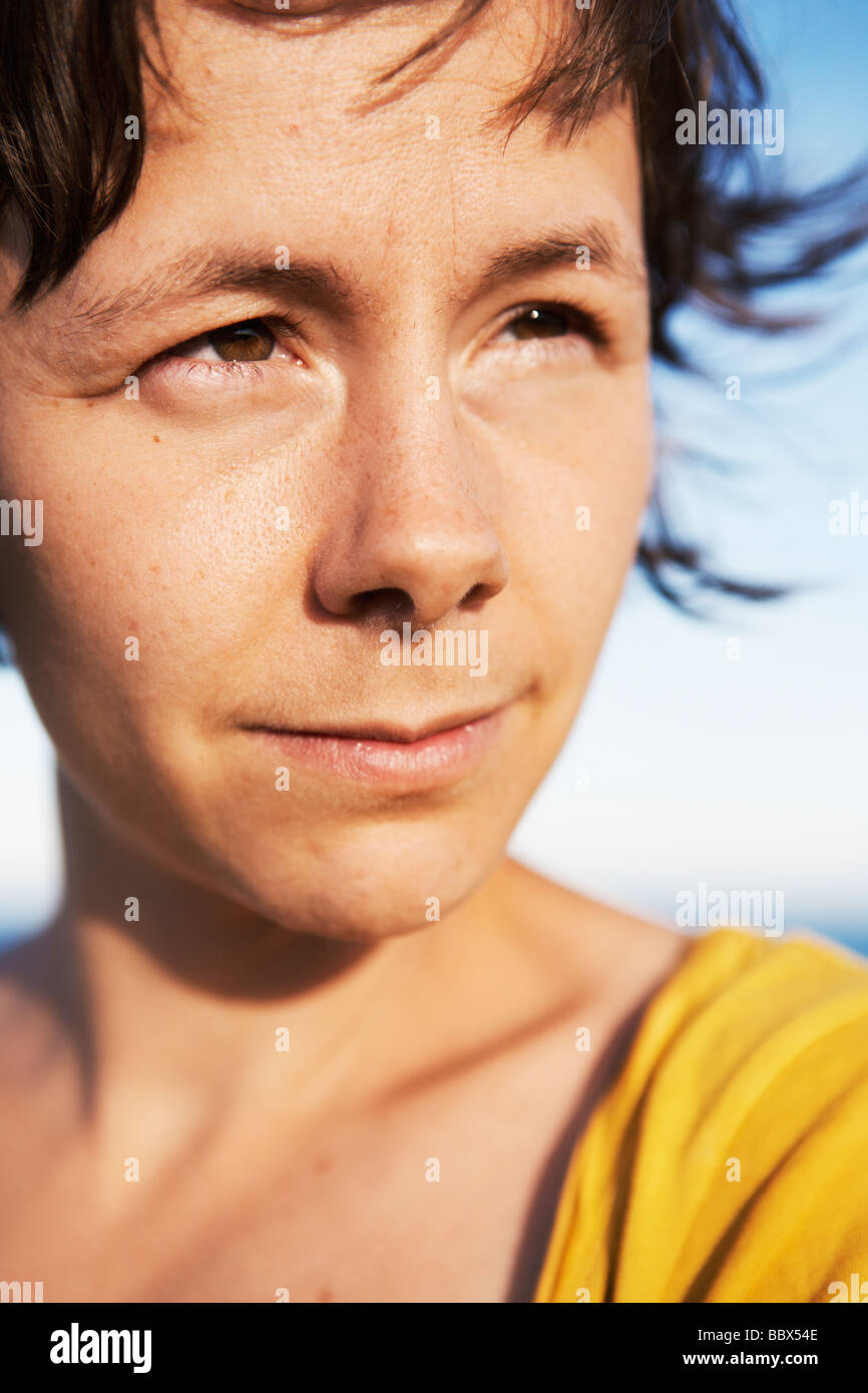 Woman head wound hi-res stock photography and images - Alamy