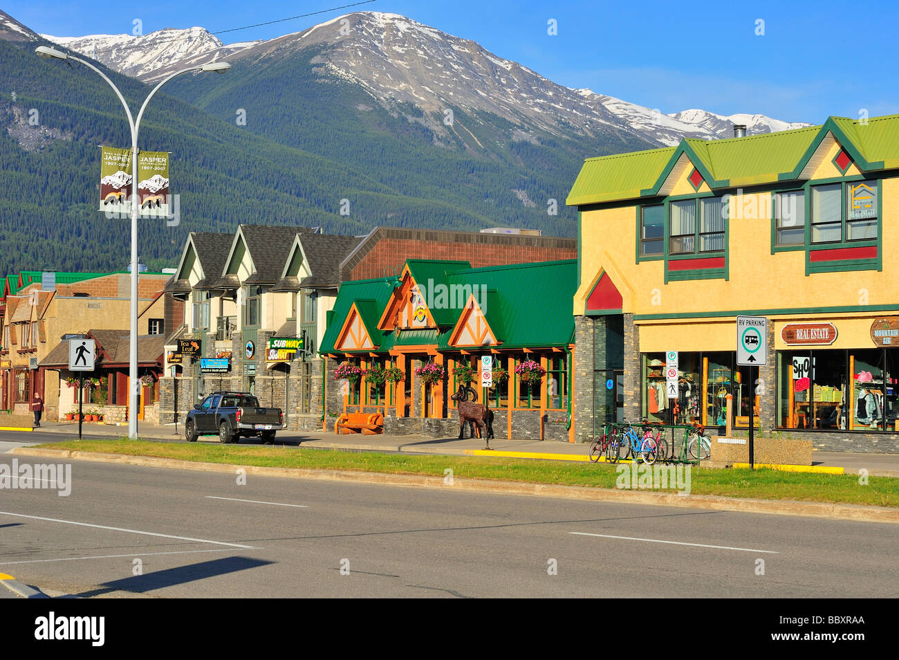 Main street town of Jasper Alberta Stock Photo Alamy