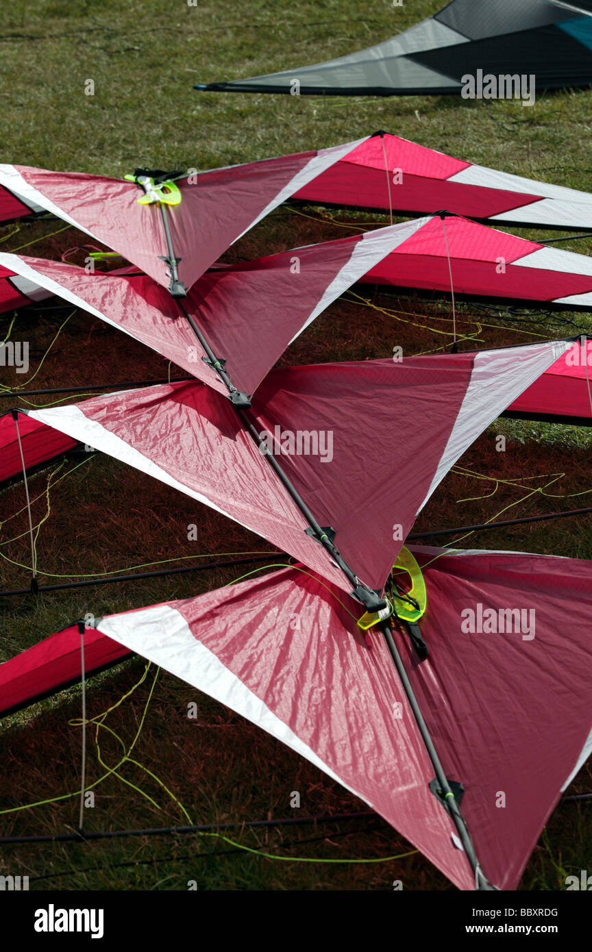 Kite lying on ground hires stock photography and images Alamy