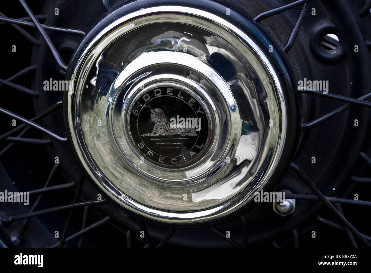 Car hub cap hi-res stock photography and images - Alamy