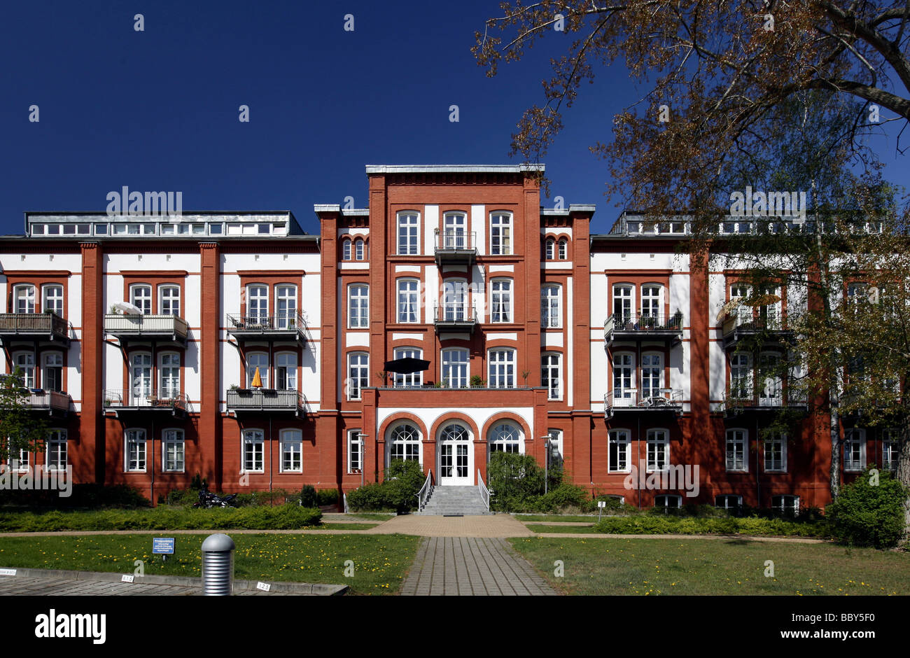 Residential building, Schwerin, Mecklenburg-Western Pomerania, Germany, Europe Stock Photo