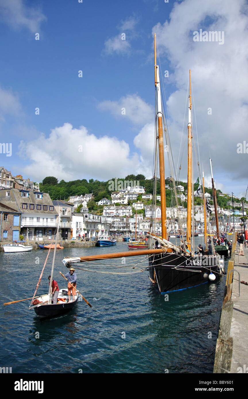 Cornwall looe harbour hi-res stock photography and images - Alamy