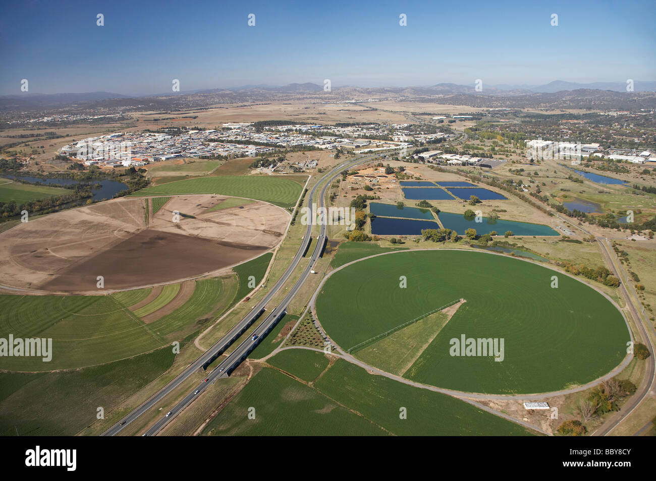 Sprinkler irrigation hires stock photography and images Alamy