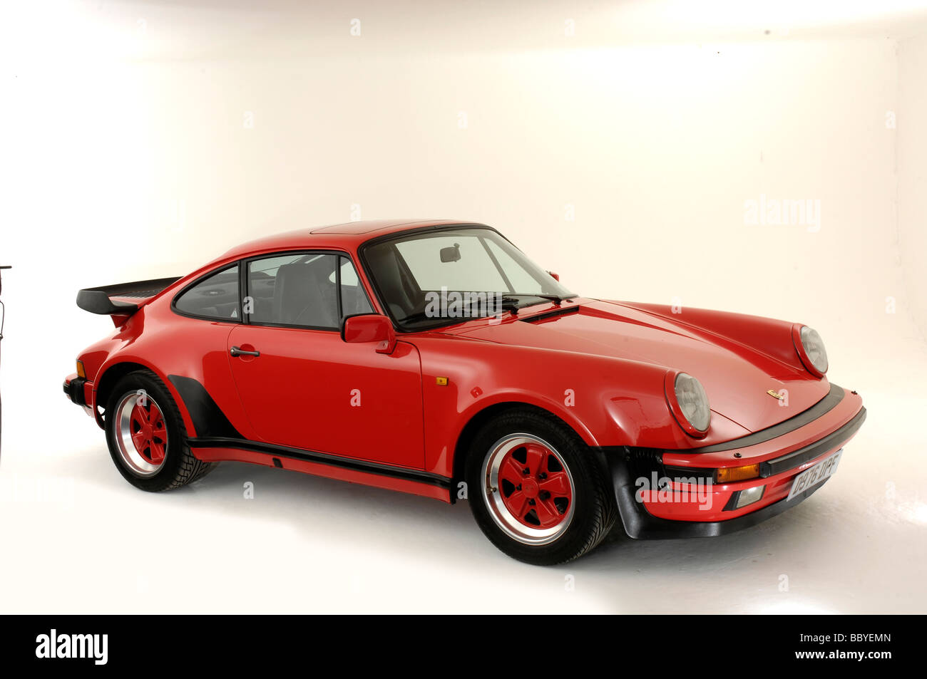 Porsche 911 Carrera 1986 Stock Photo - Alamy