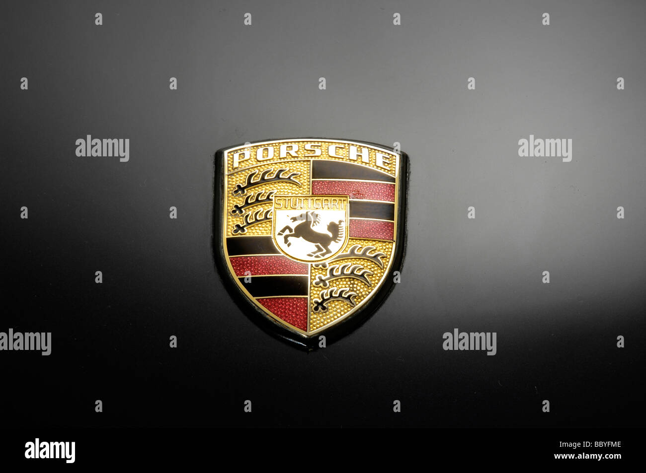 Porsche Turbo Logo