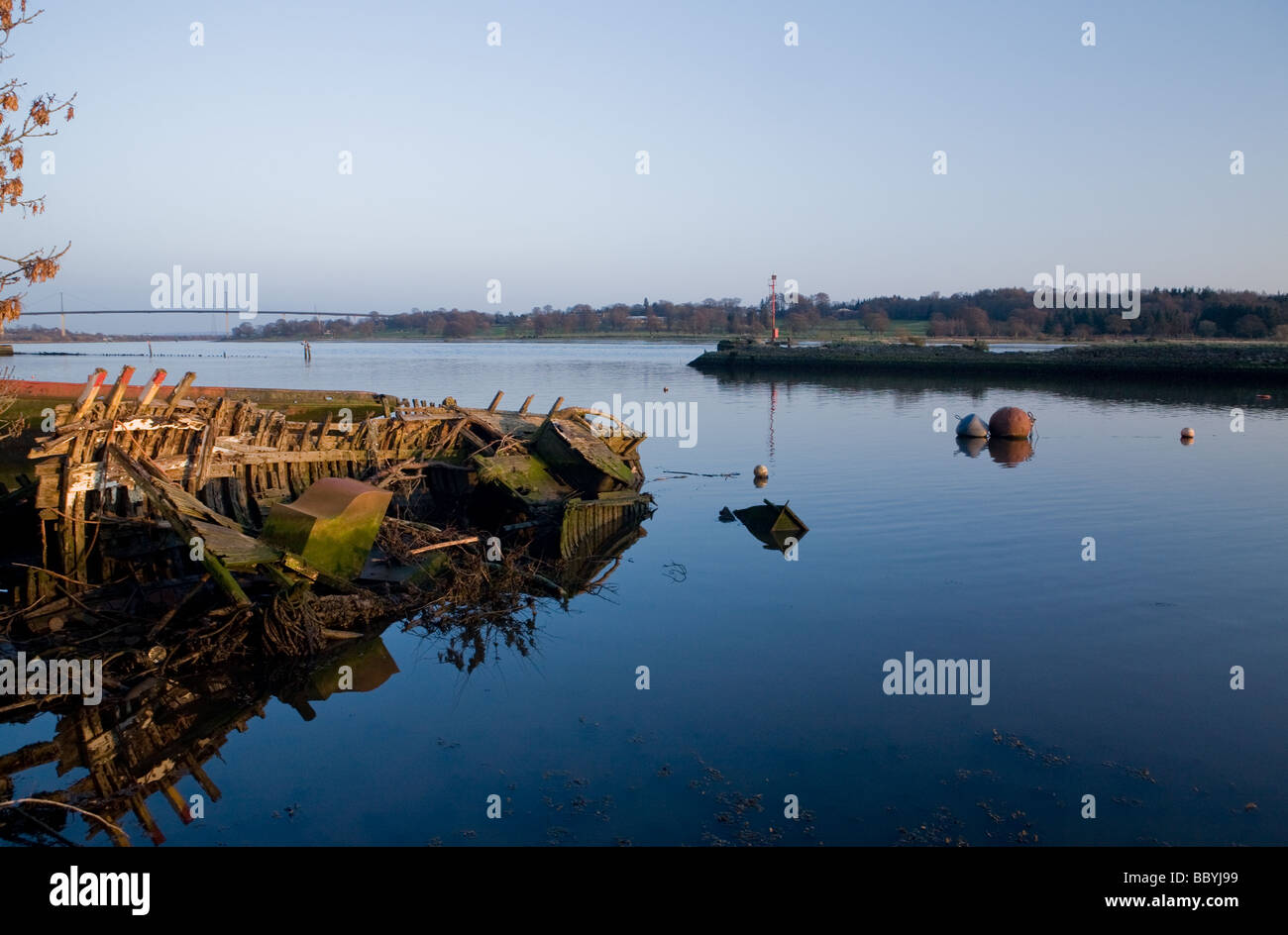 Shipwrecks in Bowling Harbour, West Dunbartonshire, Scotland Stock Photo Alamy
