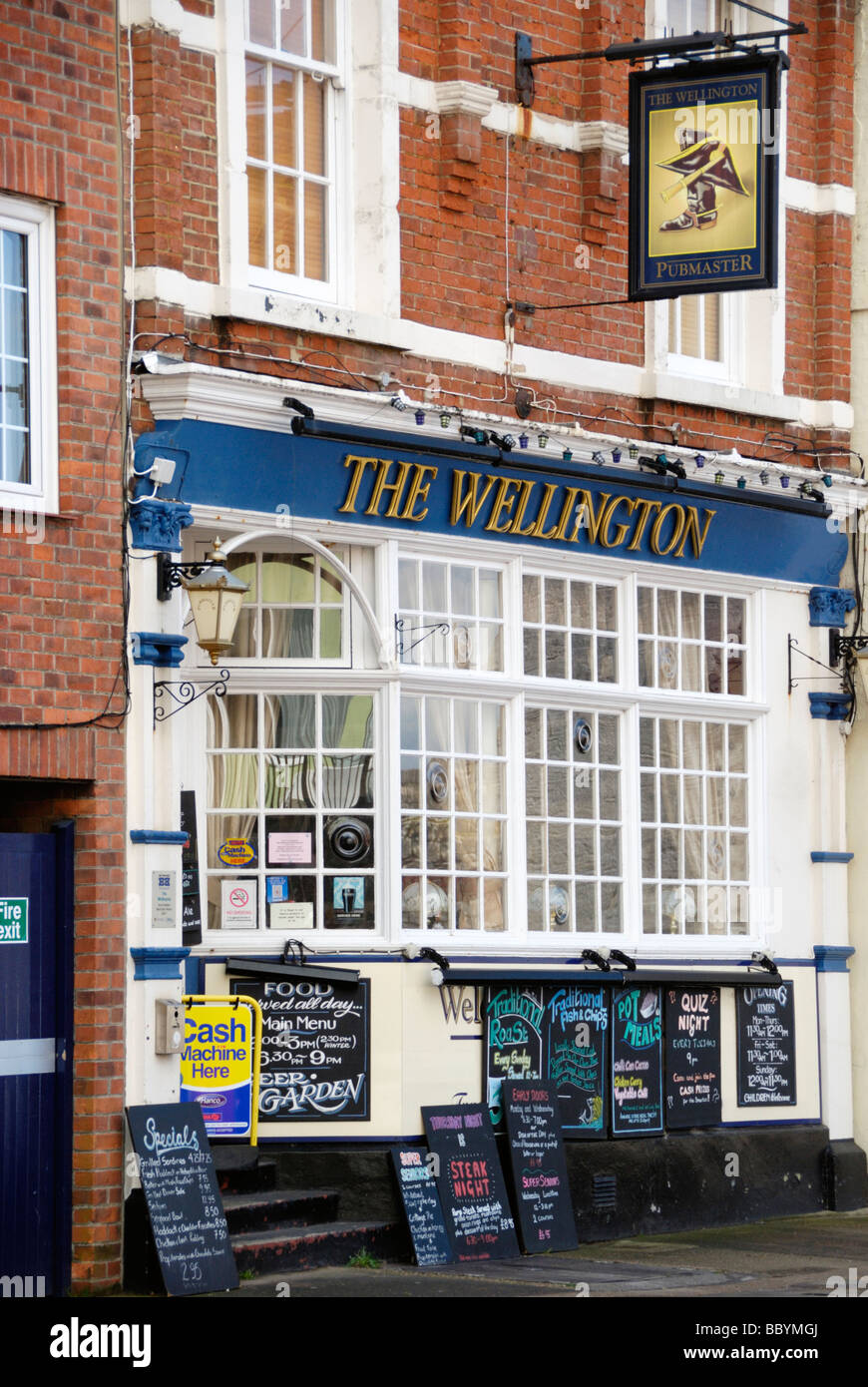 The Wellington Pub Old Portsmouth Hampshire England Stock Photo