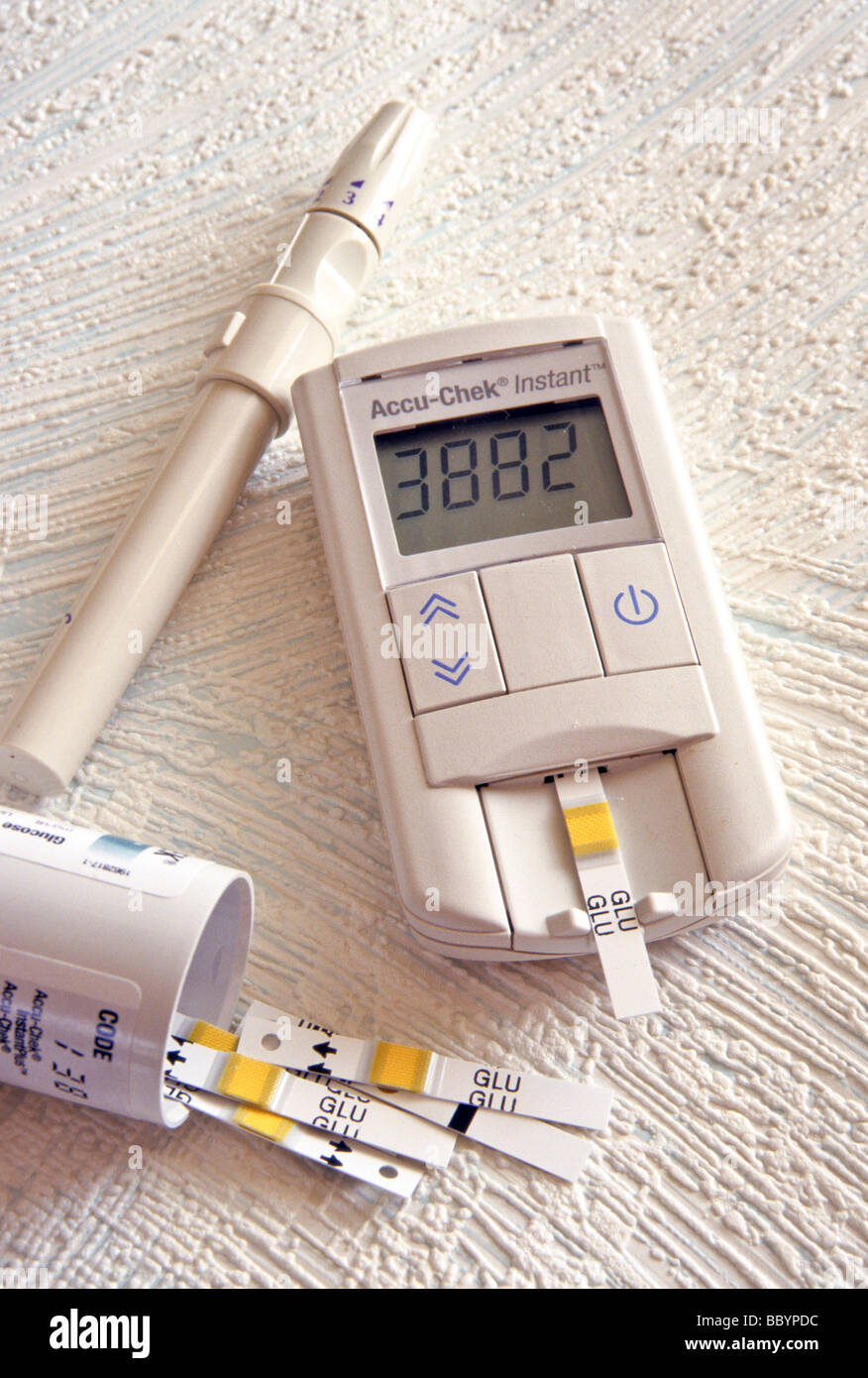 diabetes insulin hypodermic needle shot blood sugar sucrose meter test