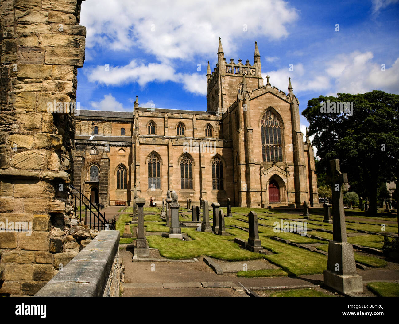 Dunfermline Abbey, Dunfermline, Fife, Scotland Stock Photo Alamy