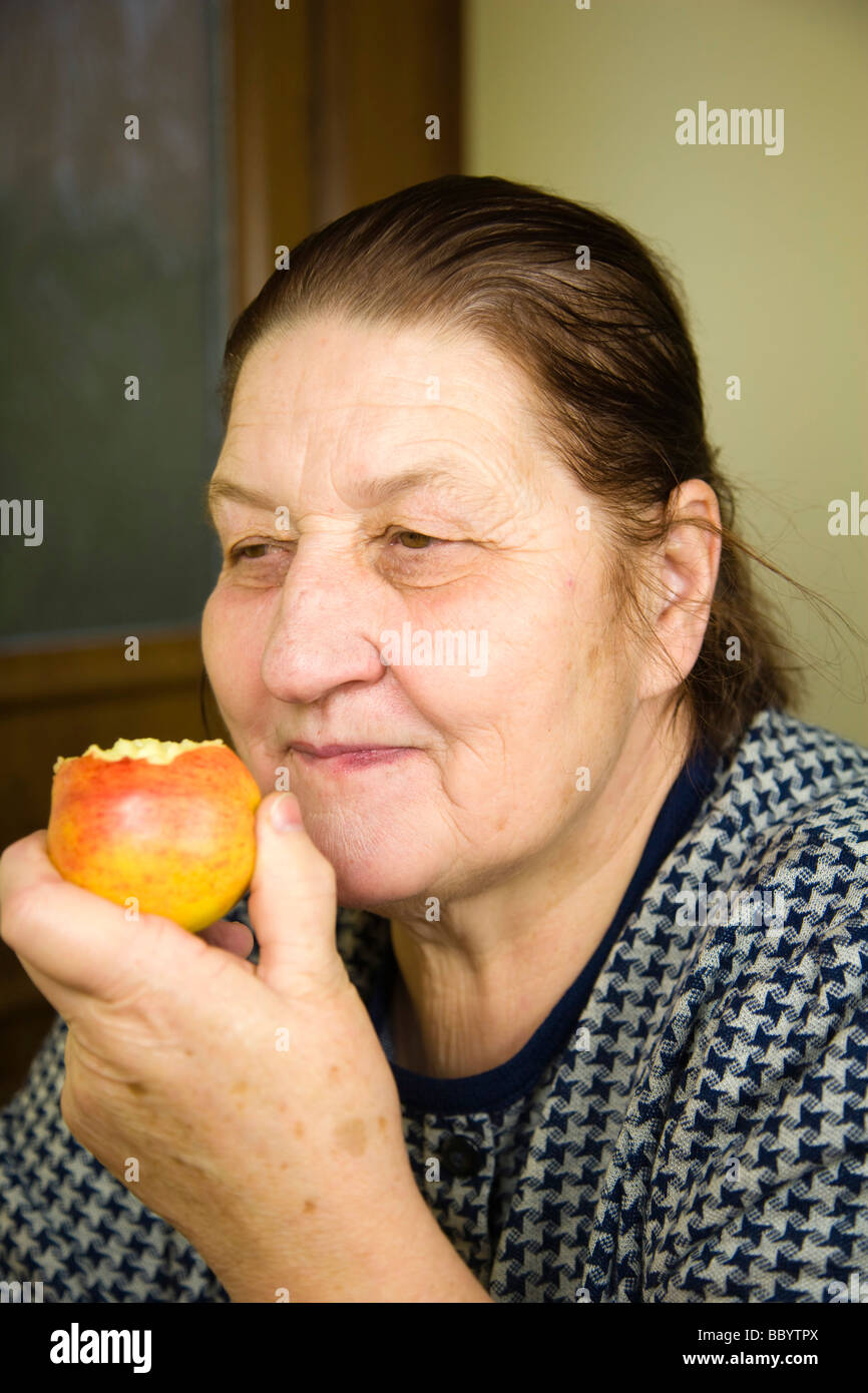 67 Year Old Woman Portrait Hi res Stock Photography And Images Alamy 67-year-old-woman-portrait-hi-res-stock-photography-and-images-alamy