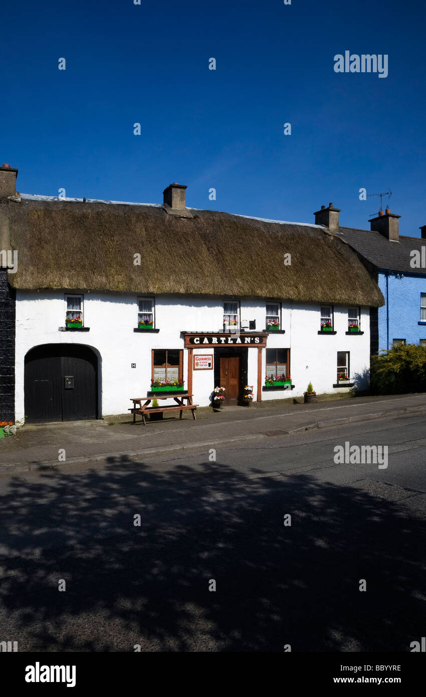 Cartlan's Thatched Pub, Kingscourt, County Cavan, Ireland Stock Photo