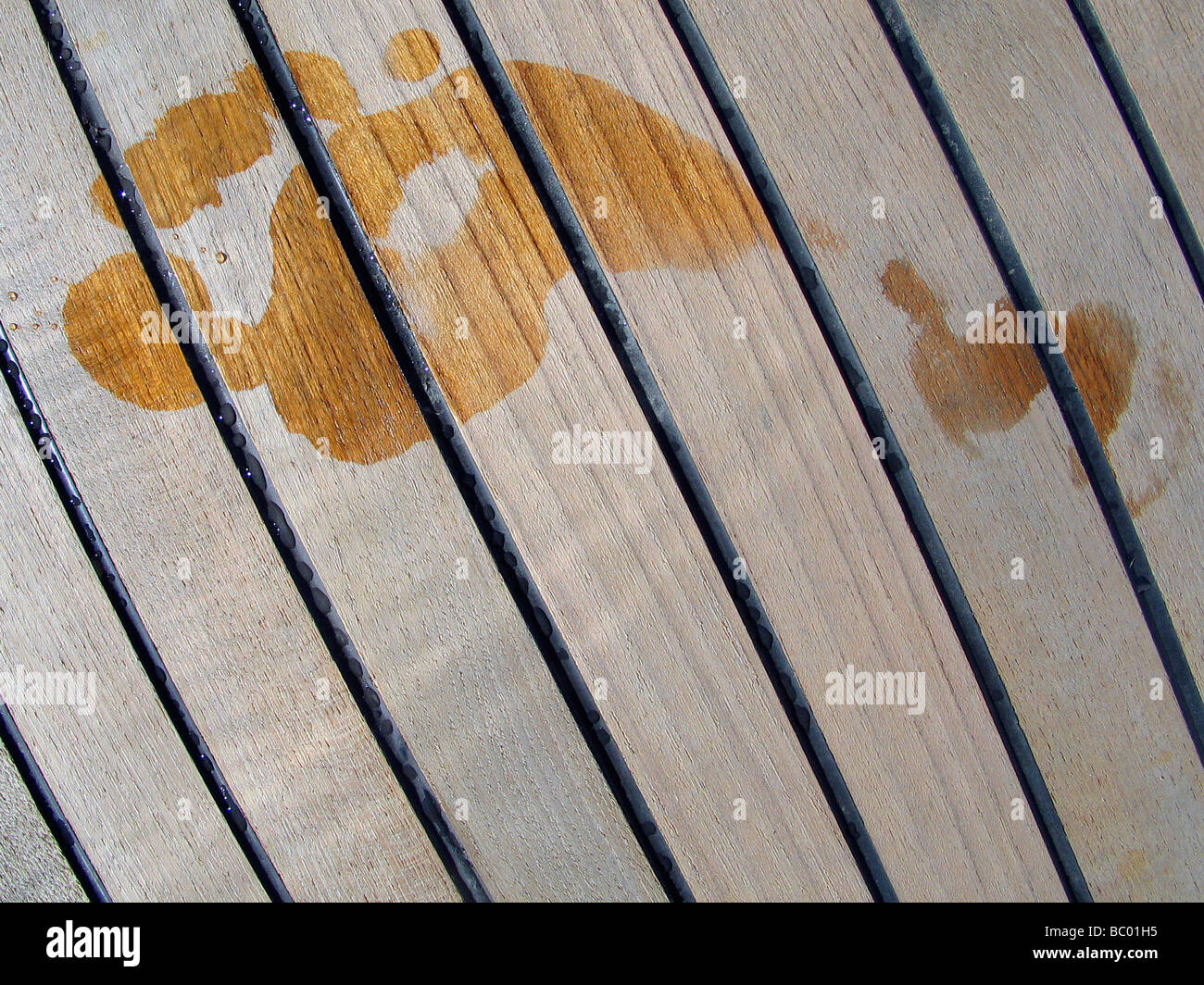 Teak deck hi-res stock photography and images - Alamy